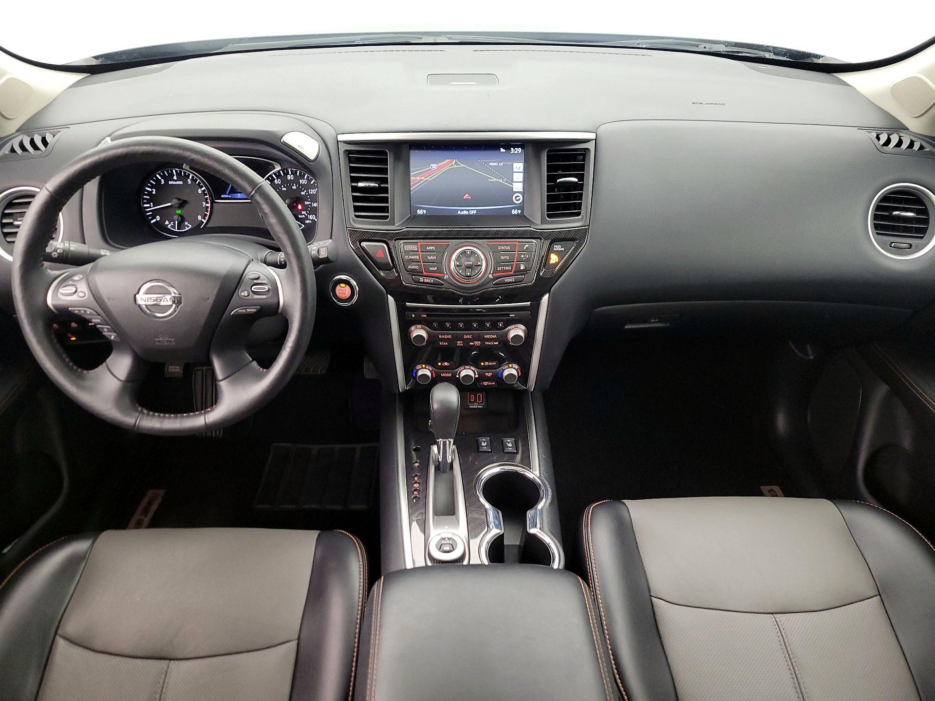 Thumbnail: 2020 Nissan Pathfinder - 9