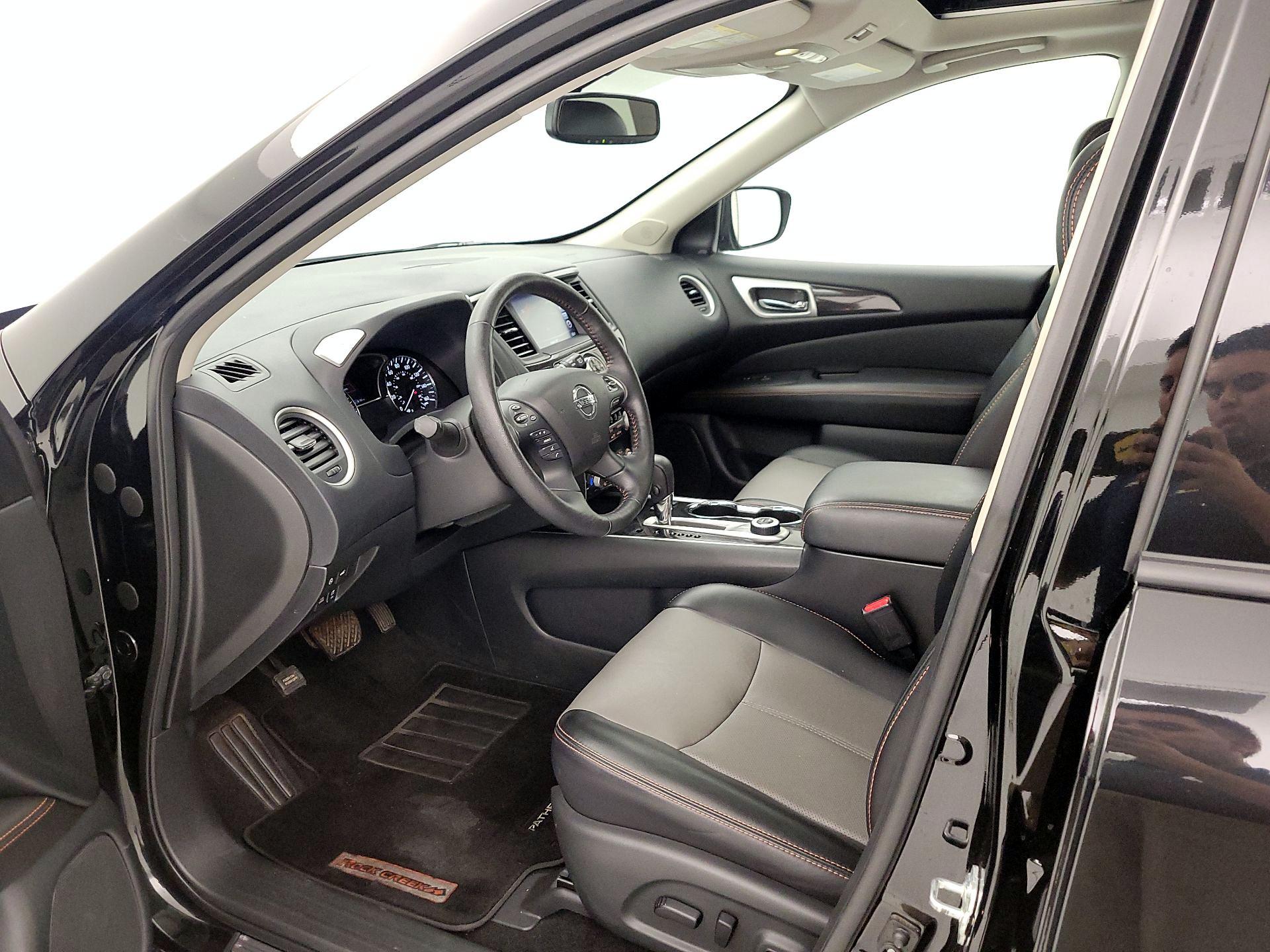 Thumbnail: 2020 Nissan Pathfinder - 11
