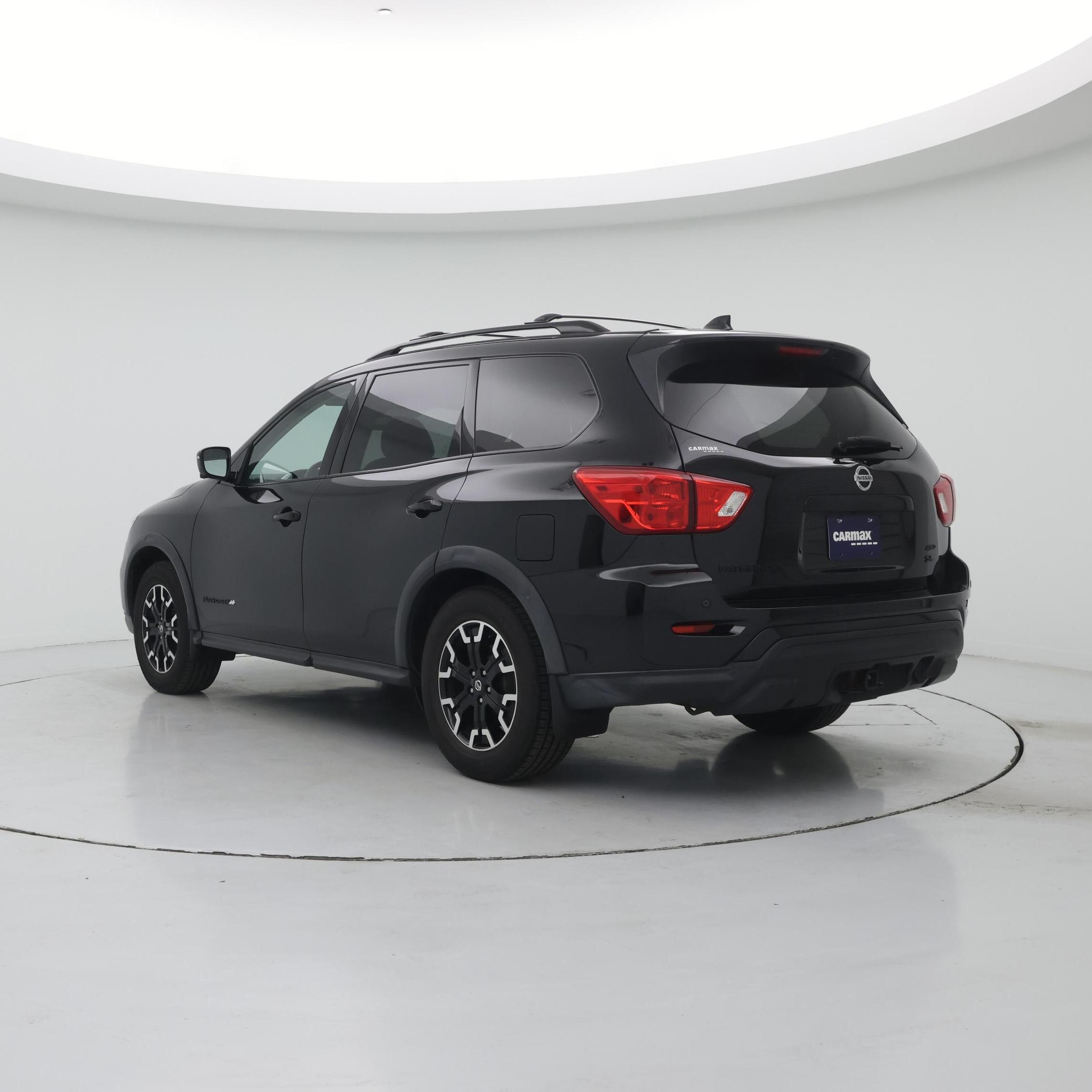 Thumbnail: 2020 Nissan Pathfinder - 2