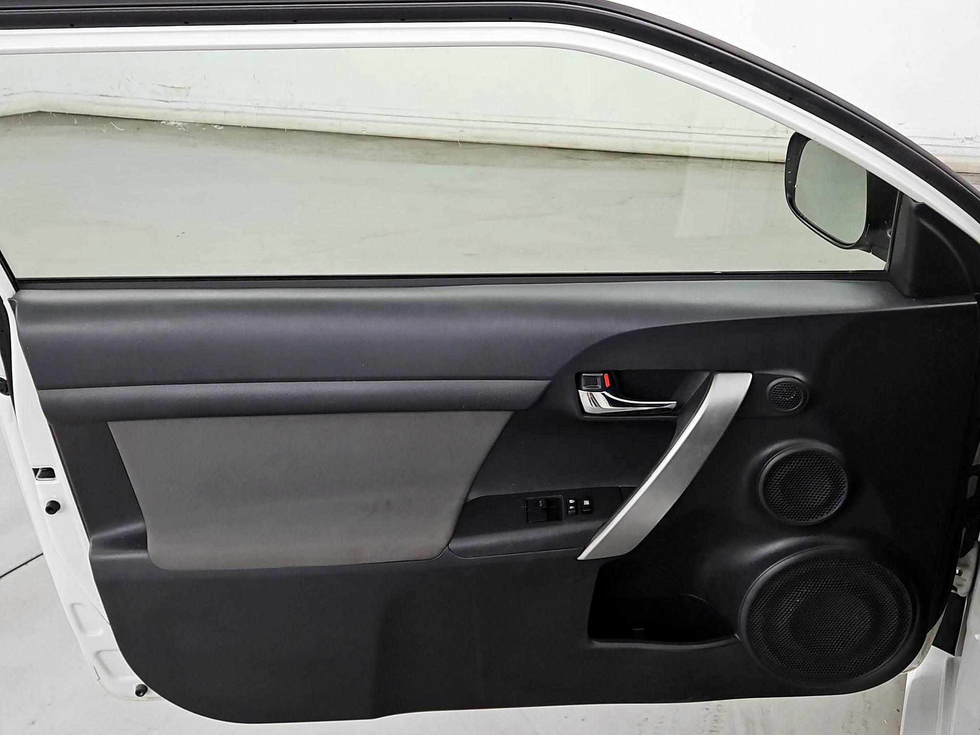 Thumbnail: 2016 Scion tC - 12