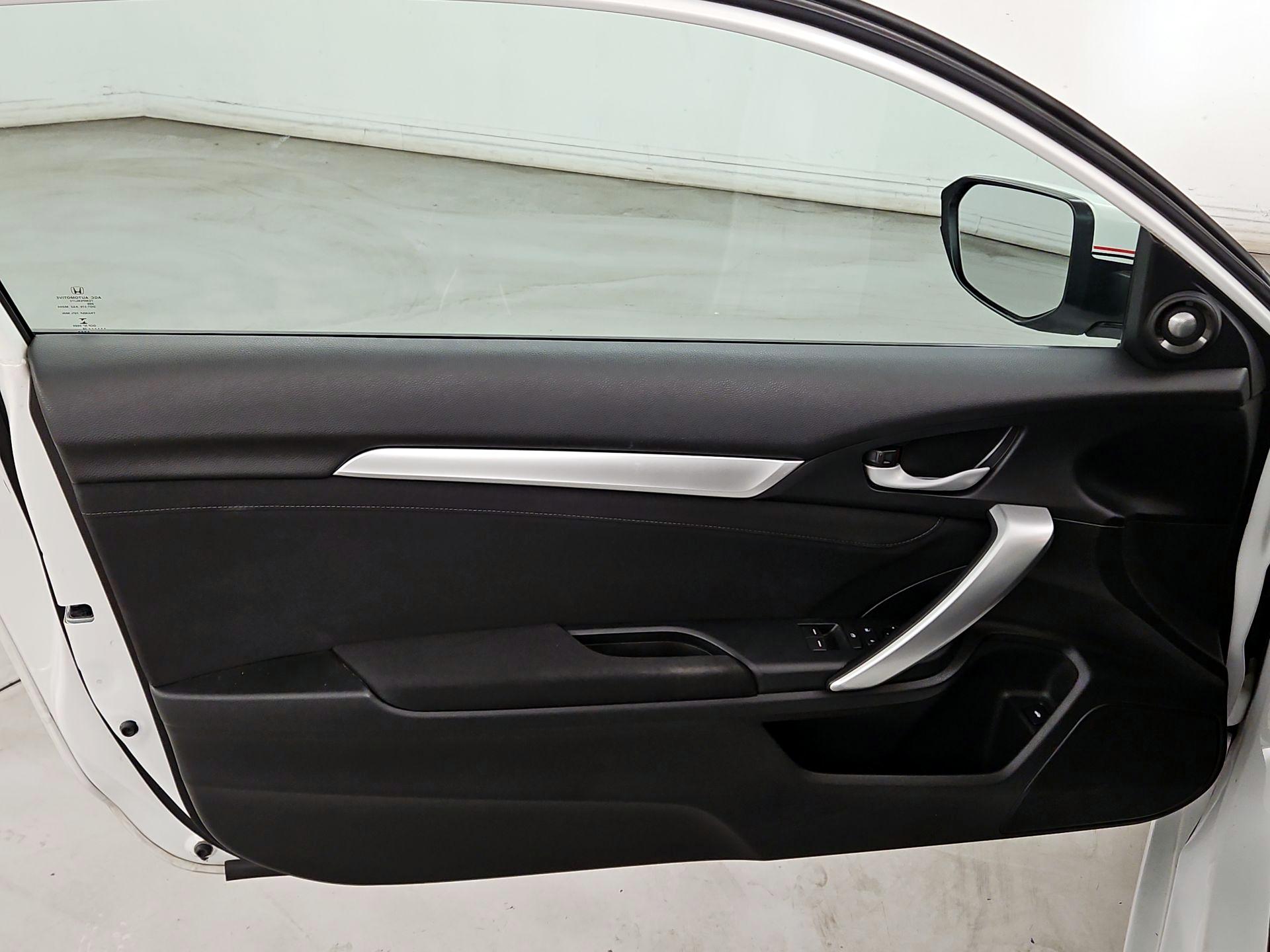Thumbnail: 2019 Honda Civic - 12