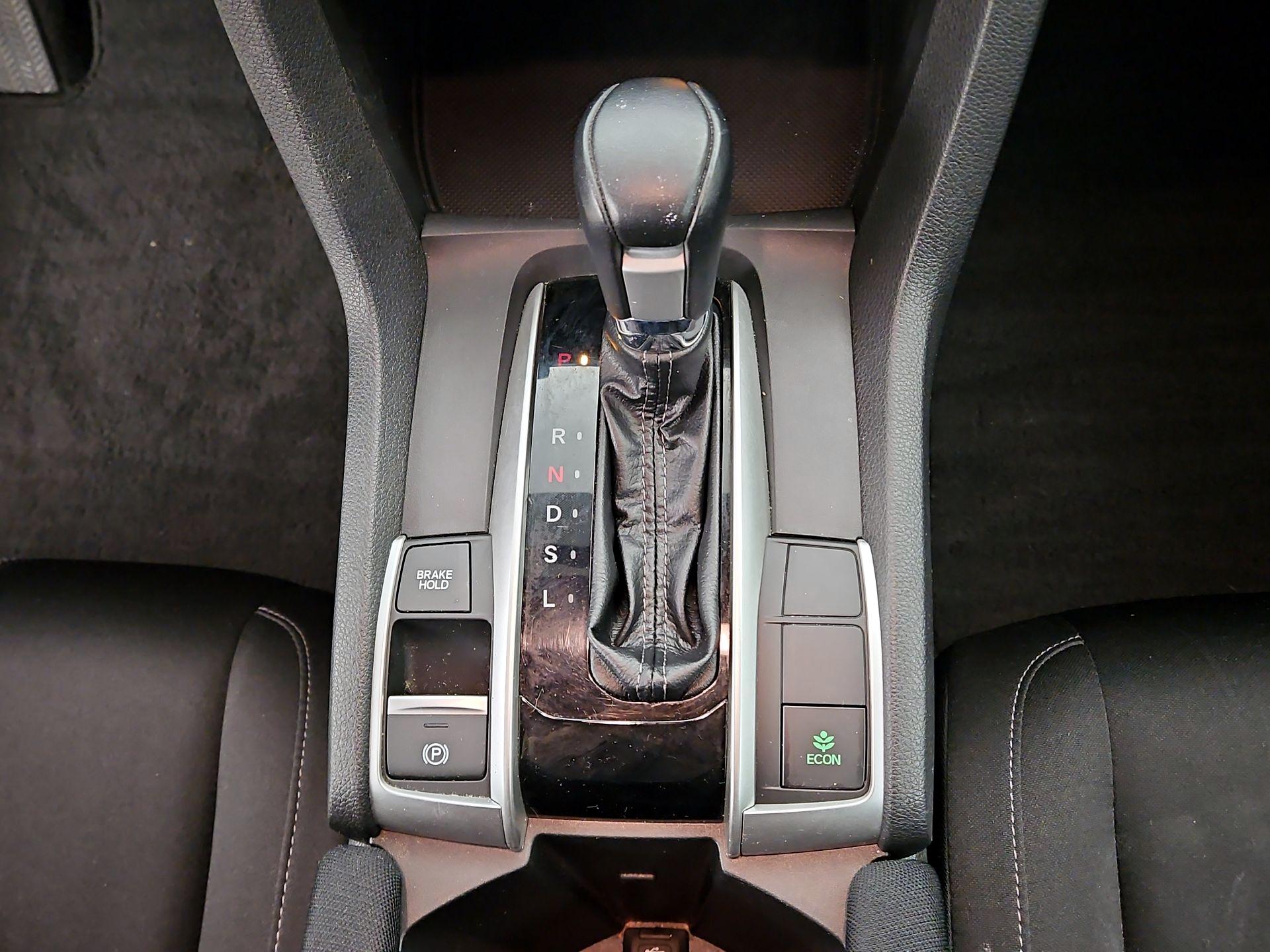 Thumbnail: 2019 Honda Civic - 17