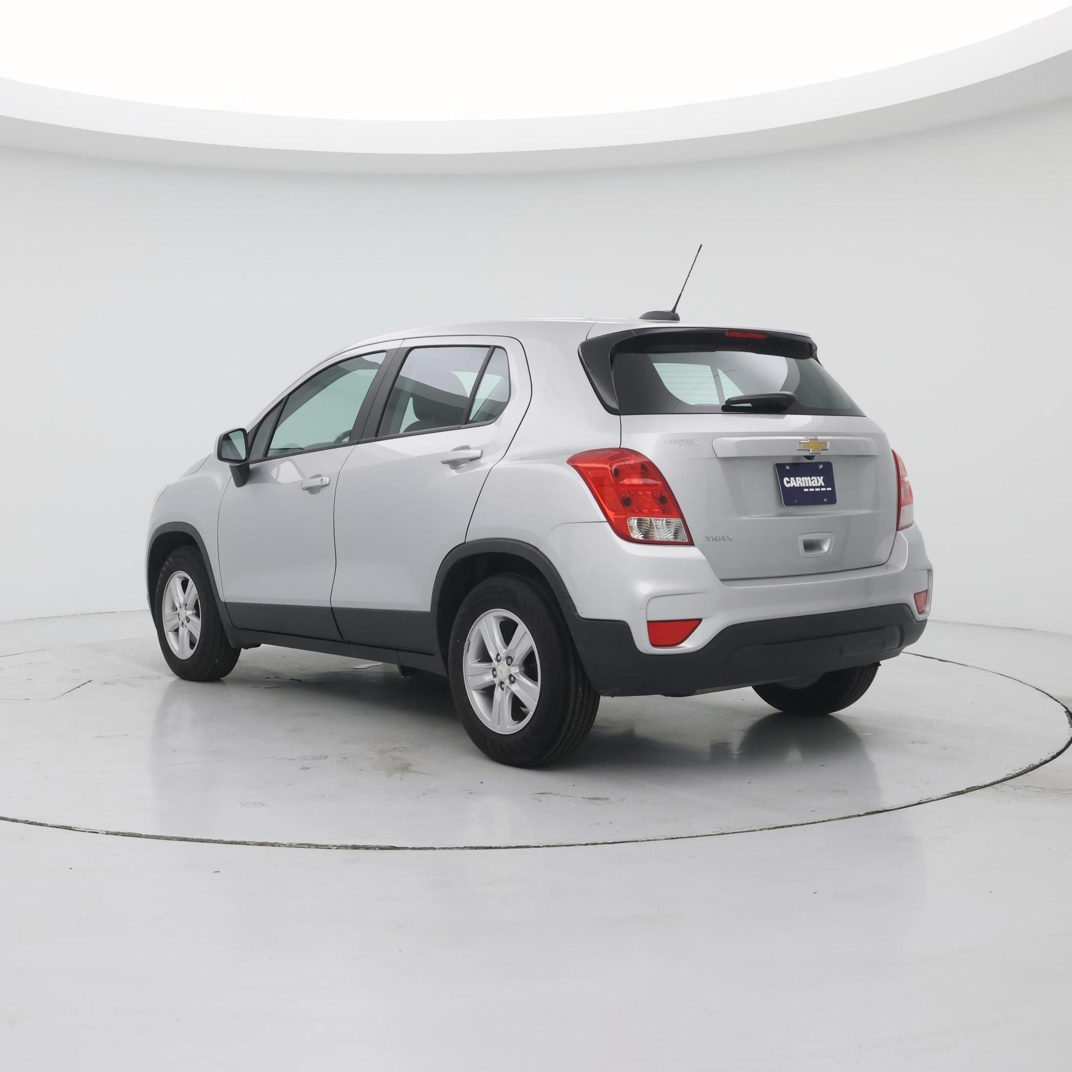 Thumbnail: 2020 Chevrolet Trax - 2