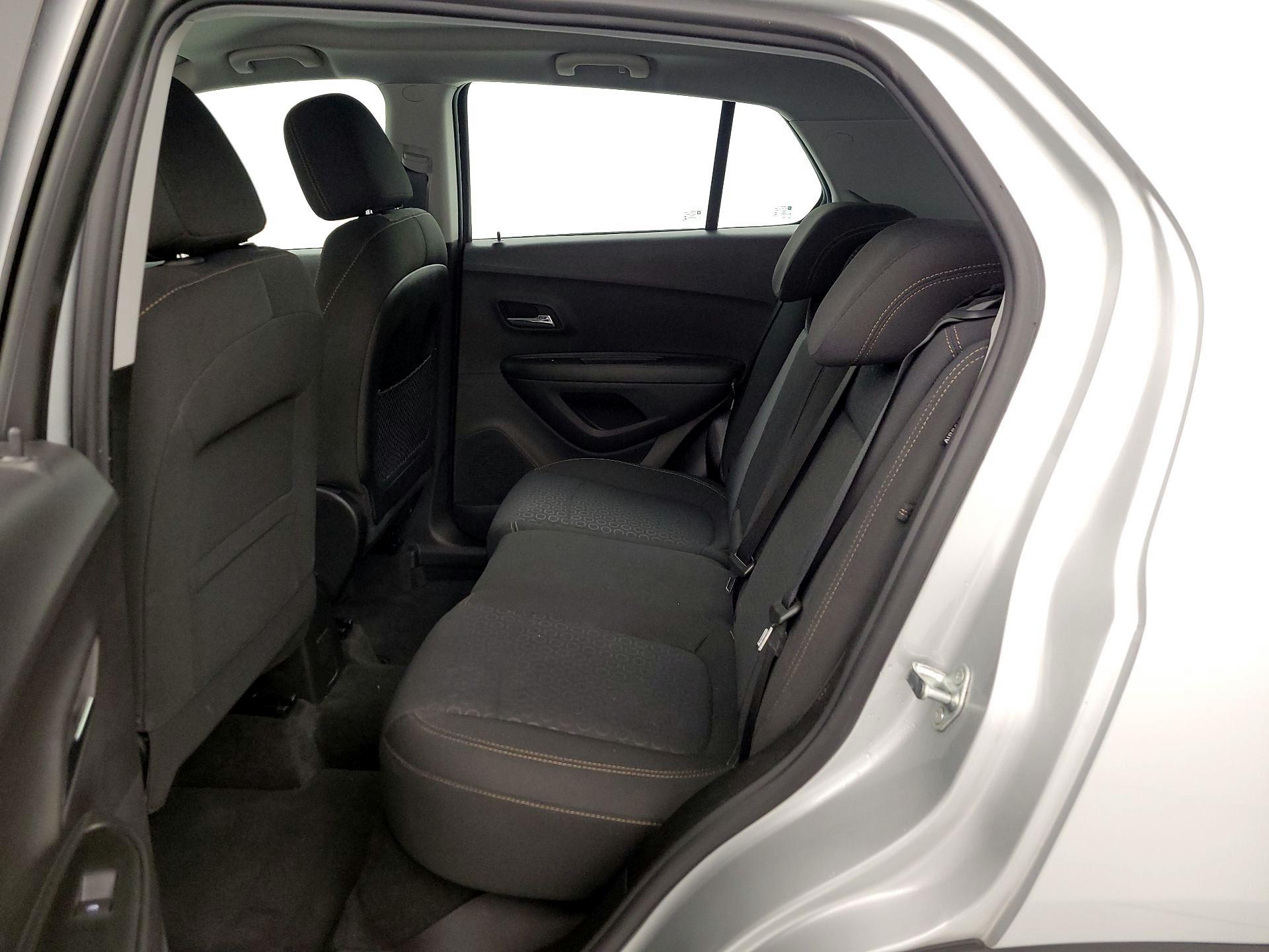 Thumbnail: 2020 Chevrolet Trax - 19