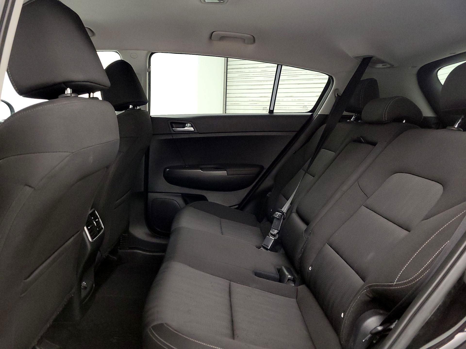 Thumbnail: 2022 Kia Sportage - 19