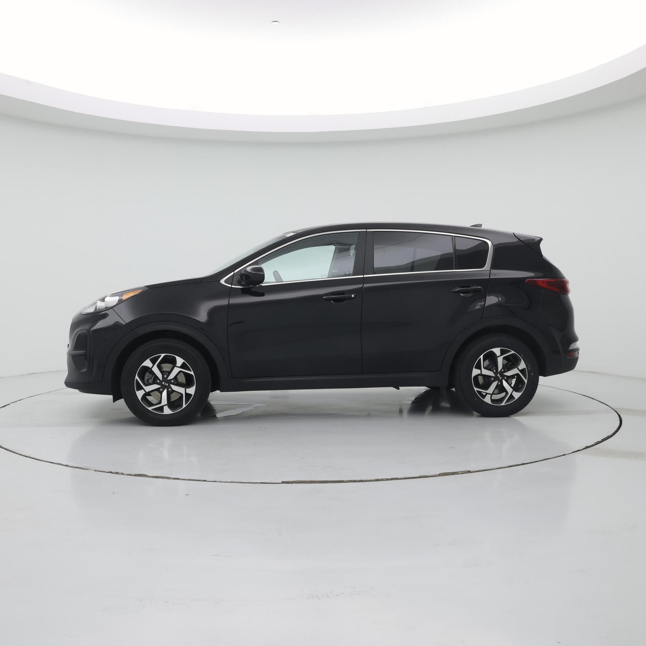 Thumbnail: 2022 Kia Sportage - 3