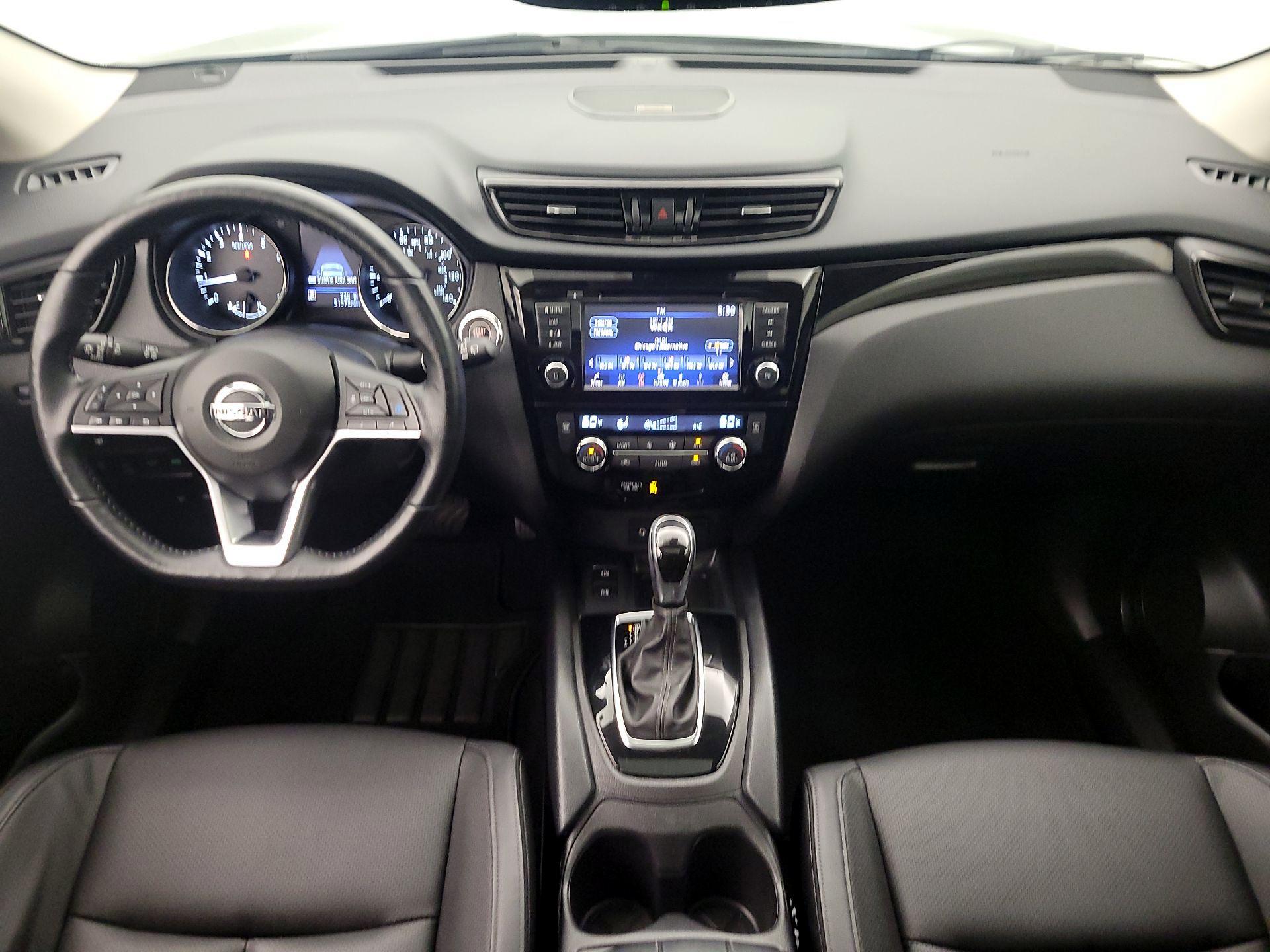 Thumbnail: 2021 Nissan Rogue Sport - 9