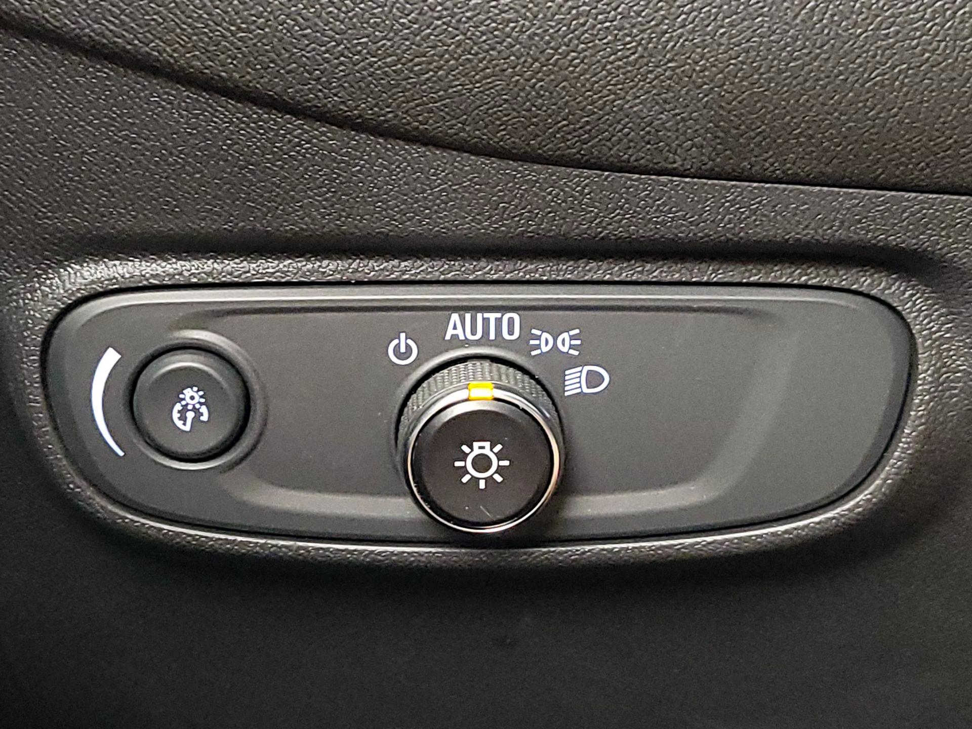 Thumbnail: 2023 Chevrolet Equinox - 13