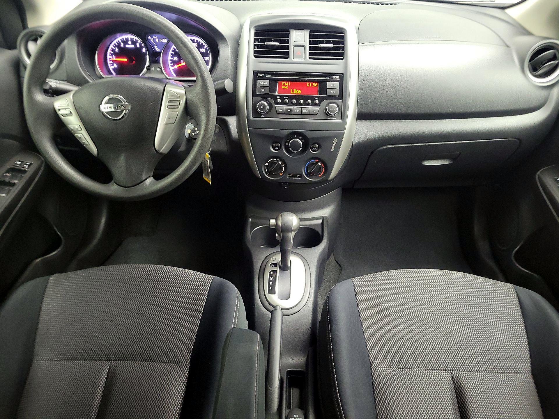 Thumbnail: 2016 Nissan Versa - 9