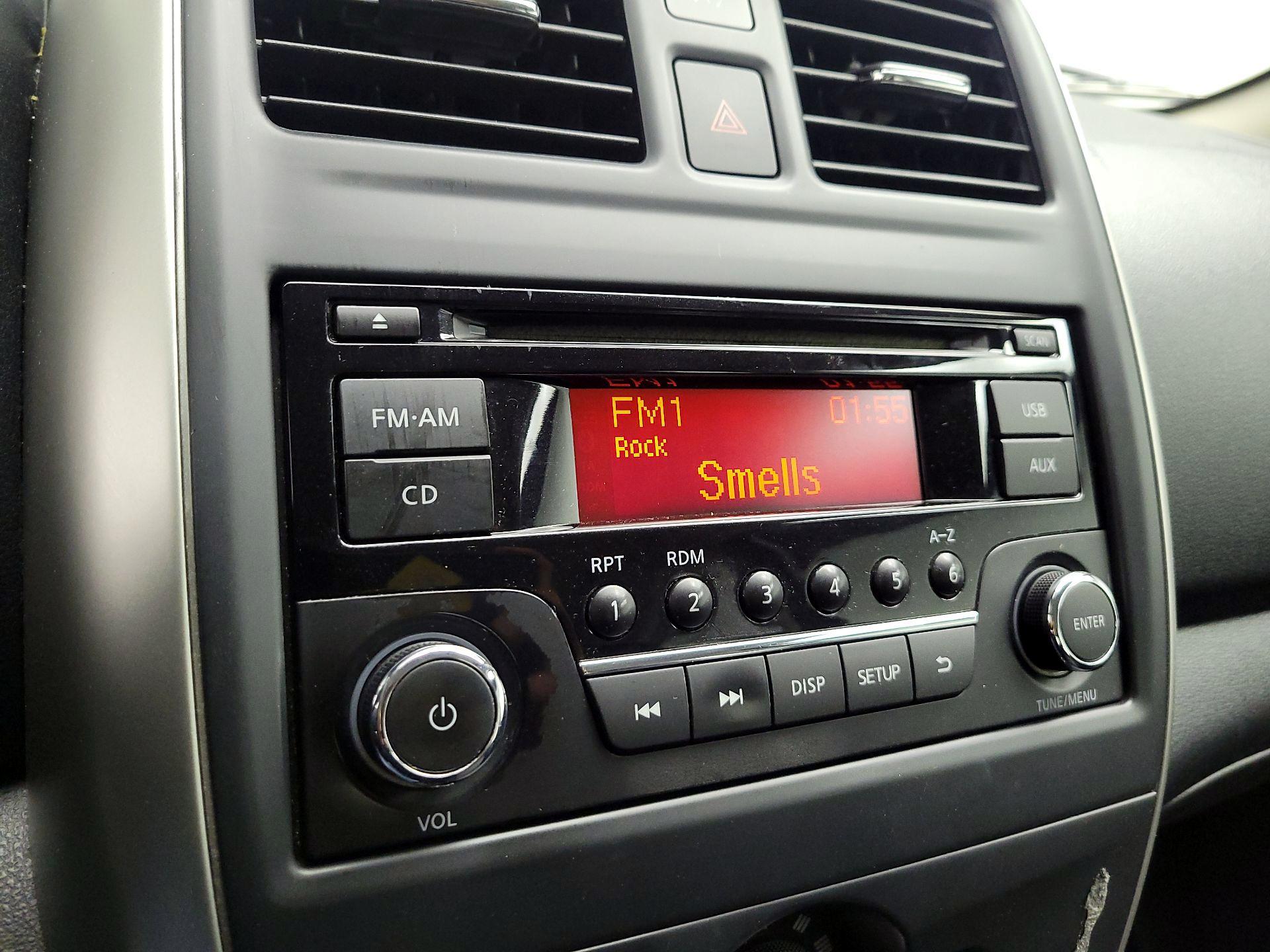 Thumbnail: 2016 Nissan Versa - 14