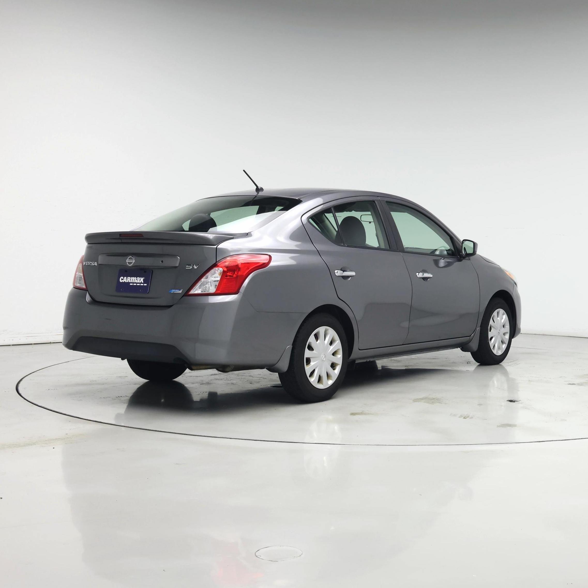 Thumbnail: 2016 Nissan Versa - 8