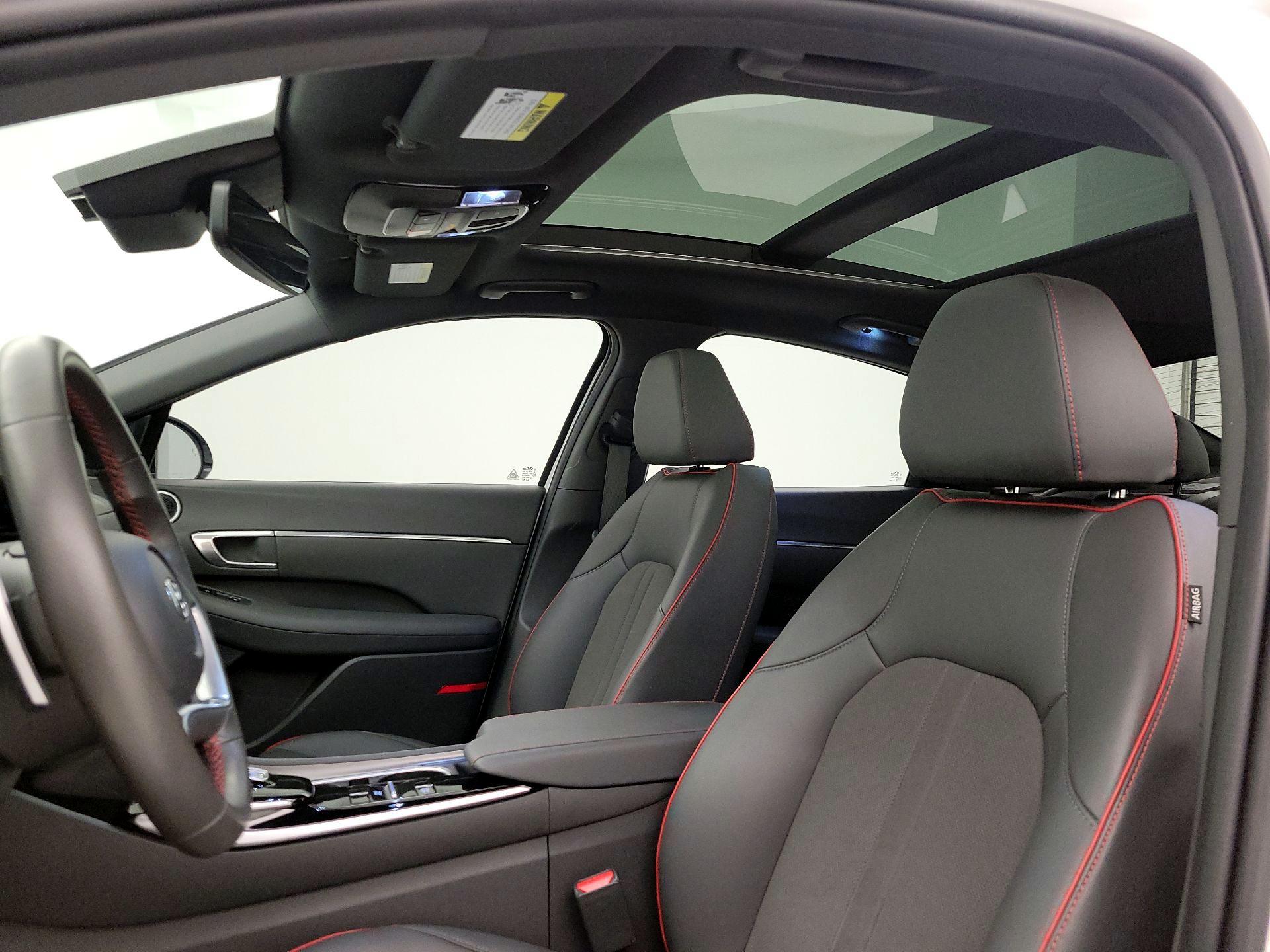 Thumbnail: 2023 Hyundai Sonata - 18