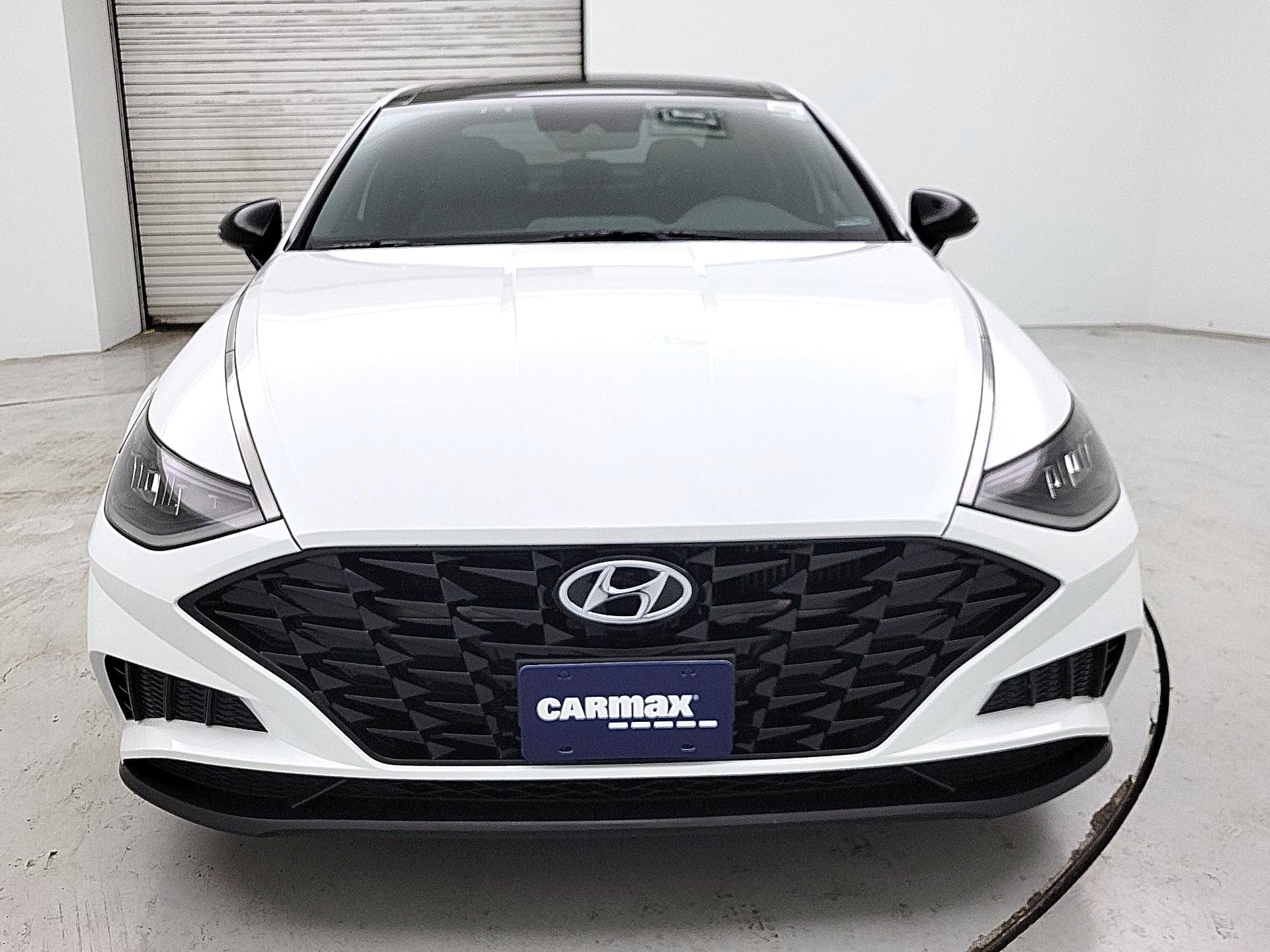 Thumbnail: 2023 Hyundai Sonata - 2