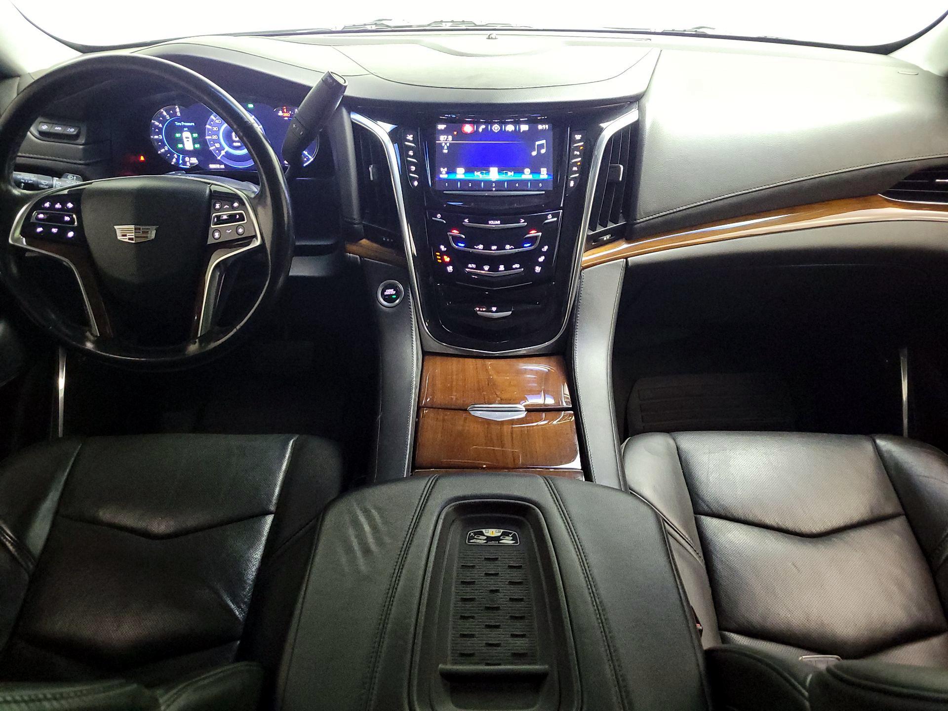 Thumbnail: 2016 Cadillac Escalade - 9