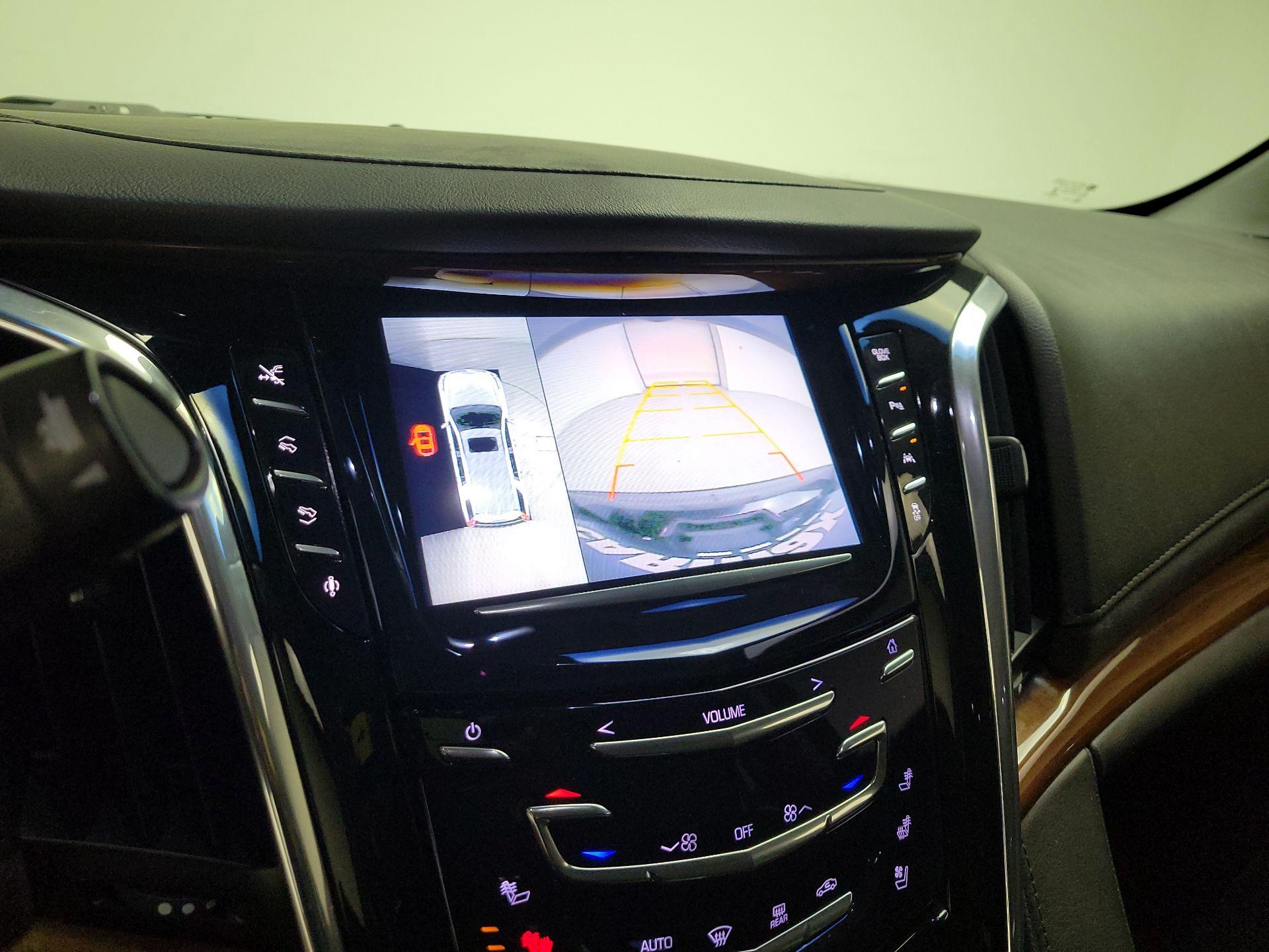 Thumbnail: 2016 Cadillac Escalade - 13