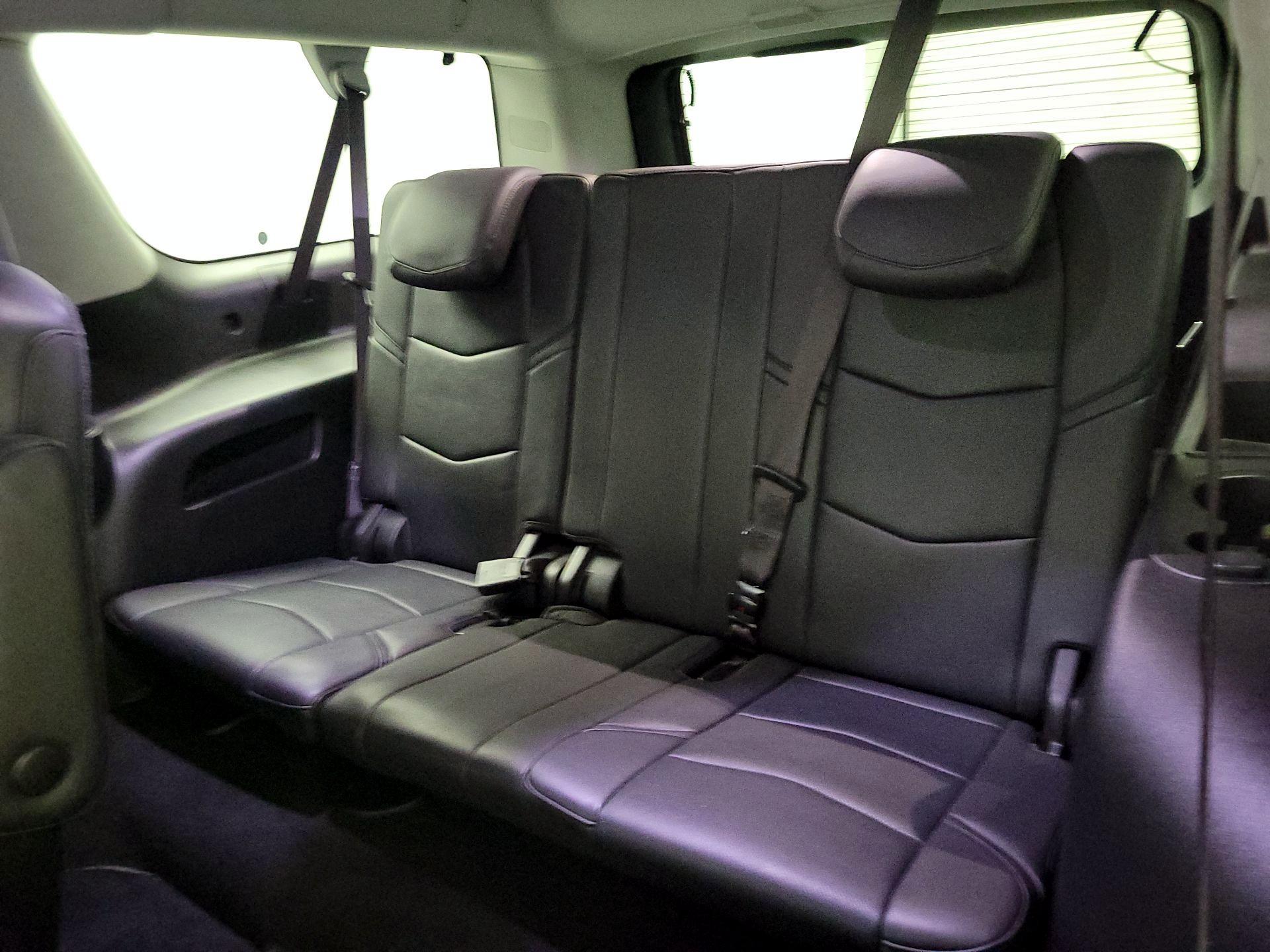 Thumbnail: 2016 Cadillac Escalade - 18