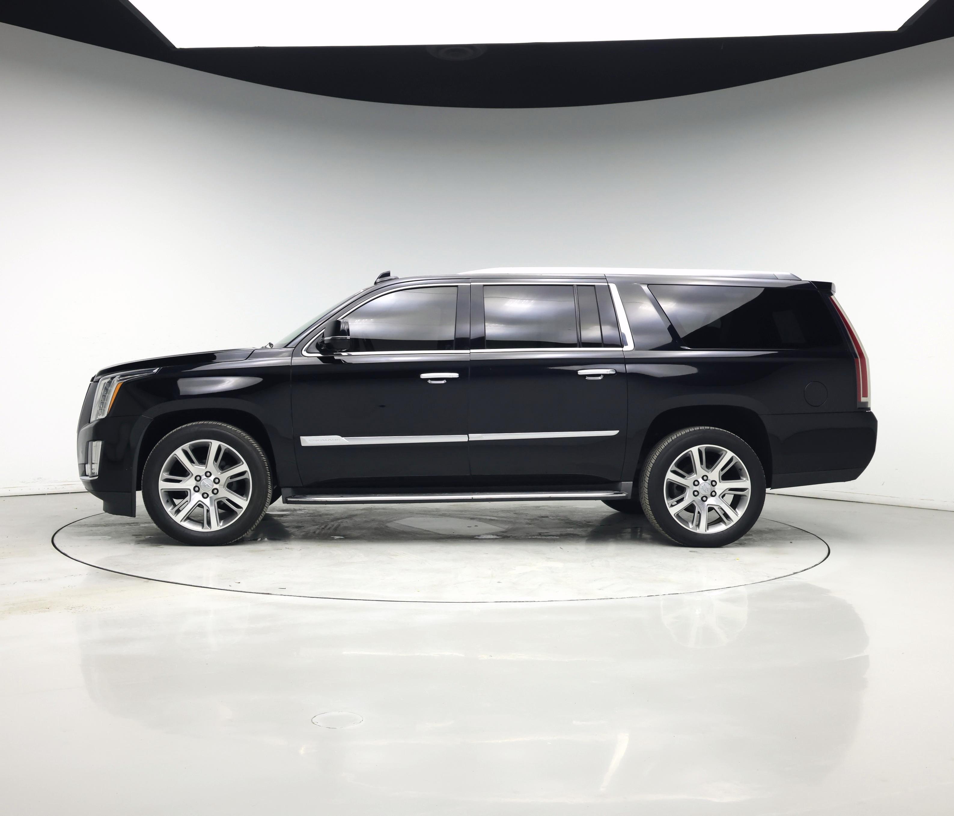 Thumbnail: 2016 Cadillac Escalade - 3