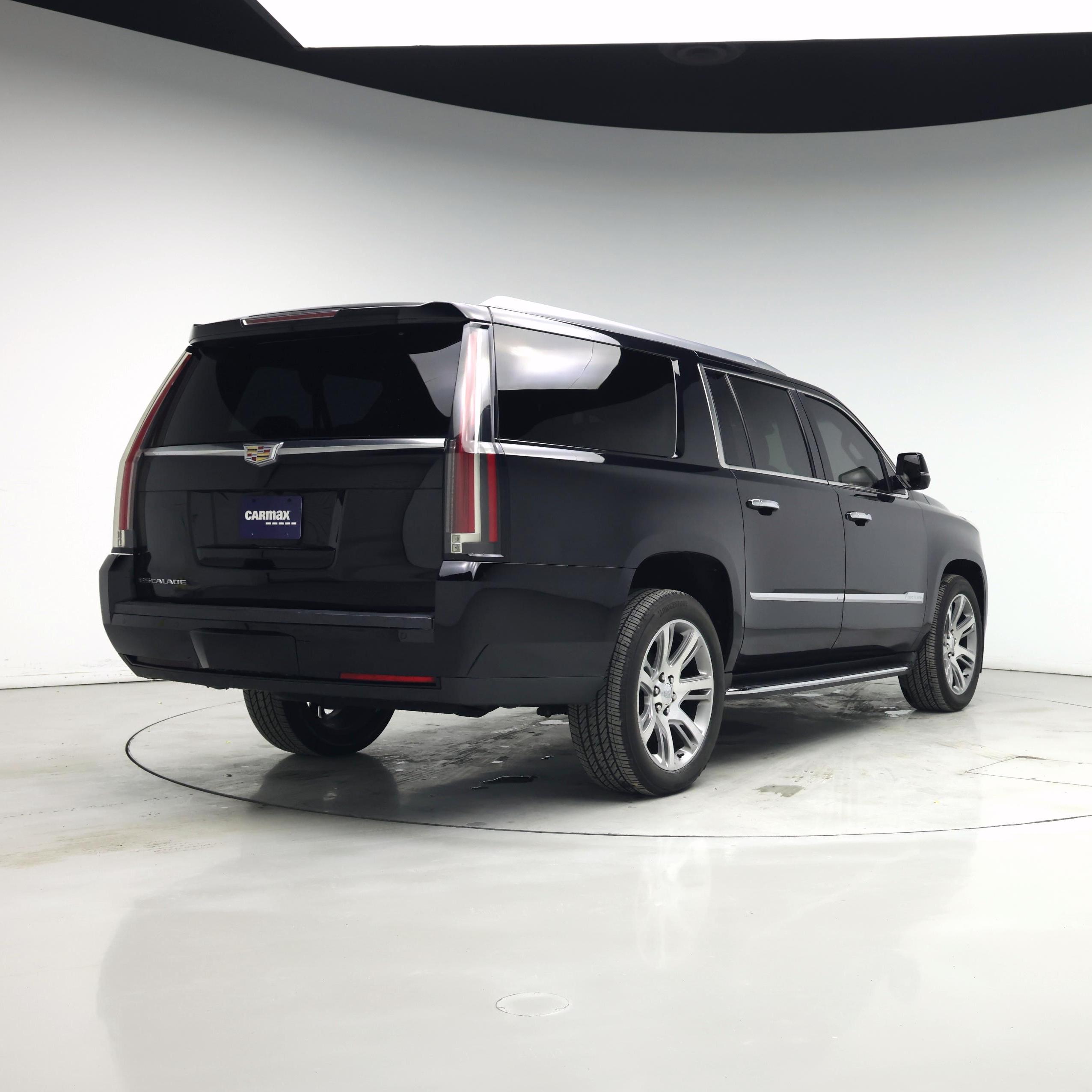 Thumbnail: 2016 Cadillac Escalade - 8