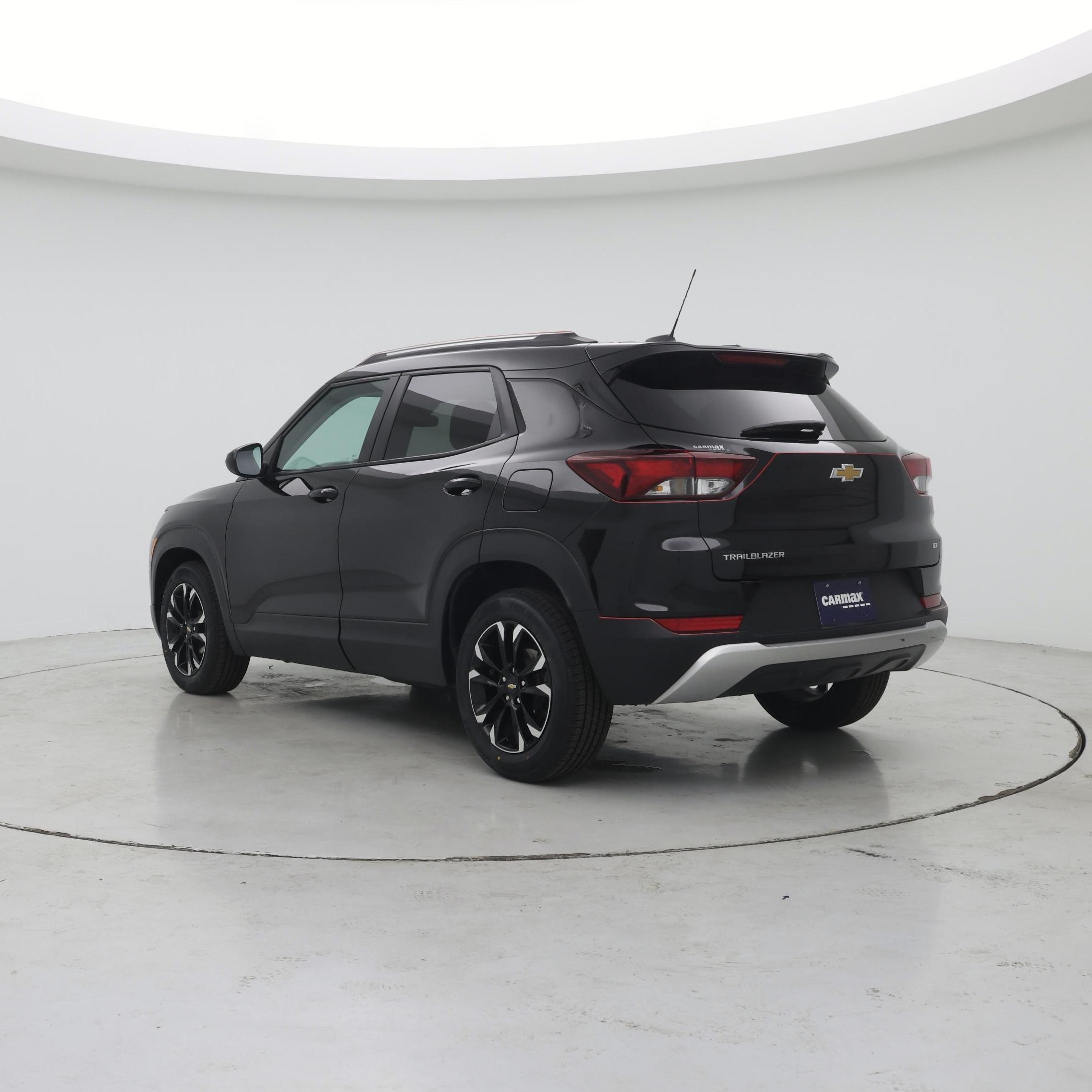 Thumbnail: 2023 Chevrolet TrailBlazer - 2