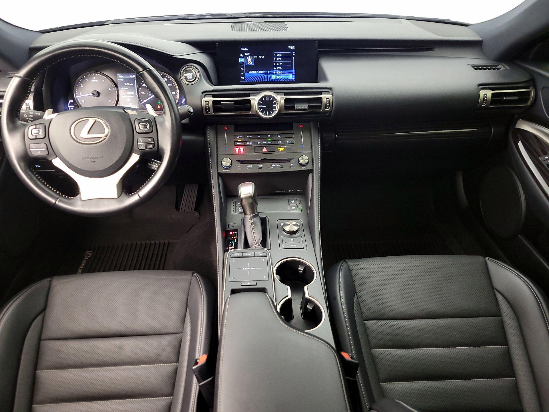 Thumbnail: 2020 Lexus RC - 9