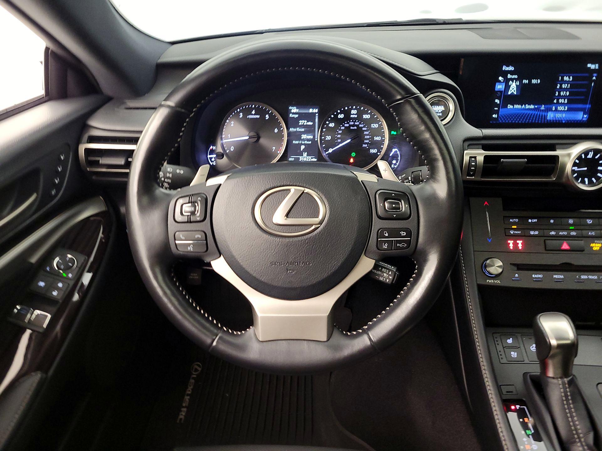Thumbnail: 2020 Lexus RC - 10