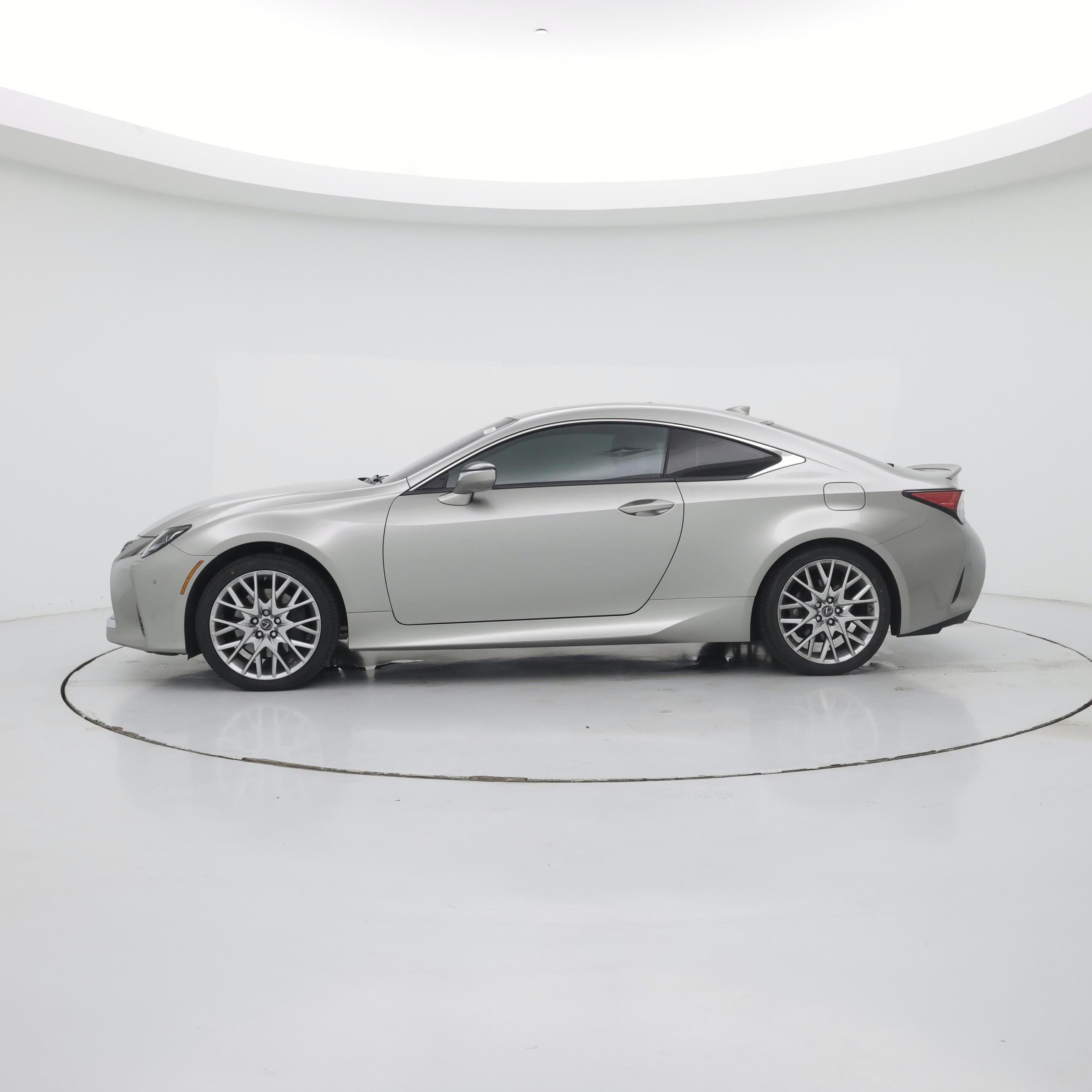 Thumbnail: 2020 Lexus RC - 3