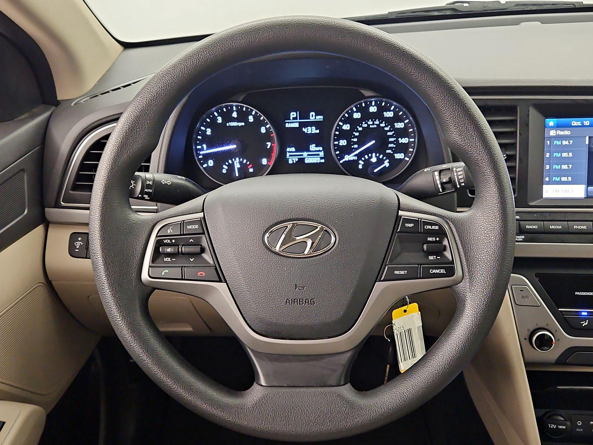 Thumbnail: 2017 Hyundai Elantra - 10