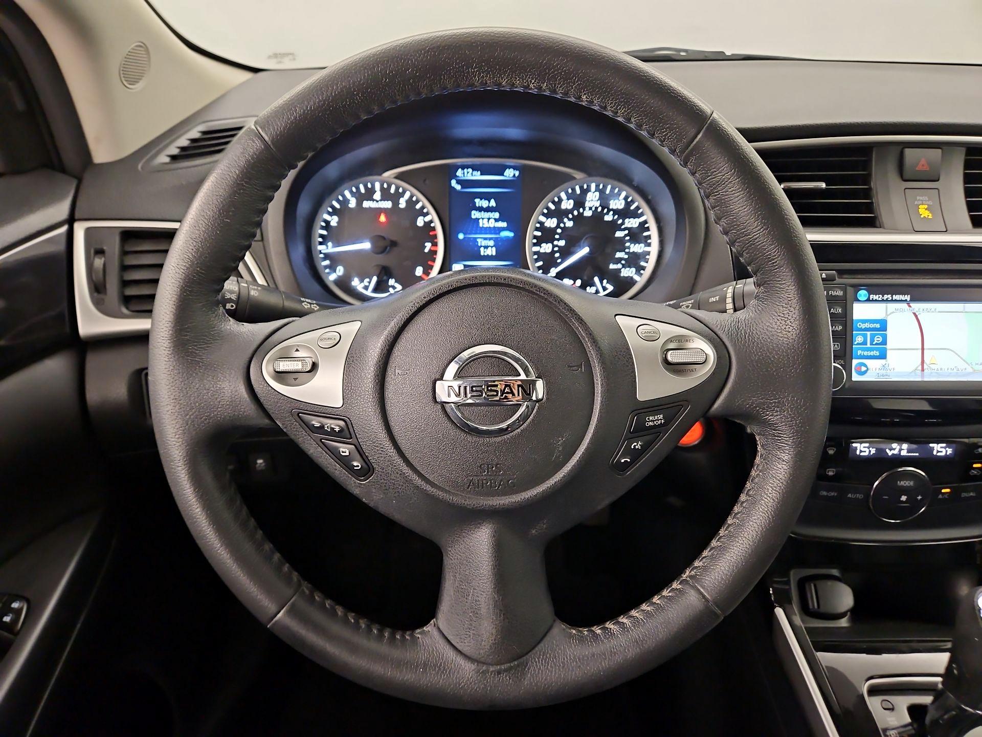 Thumbnail: 2017 Nissan Sentra - 10