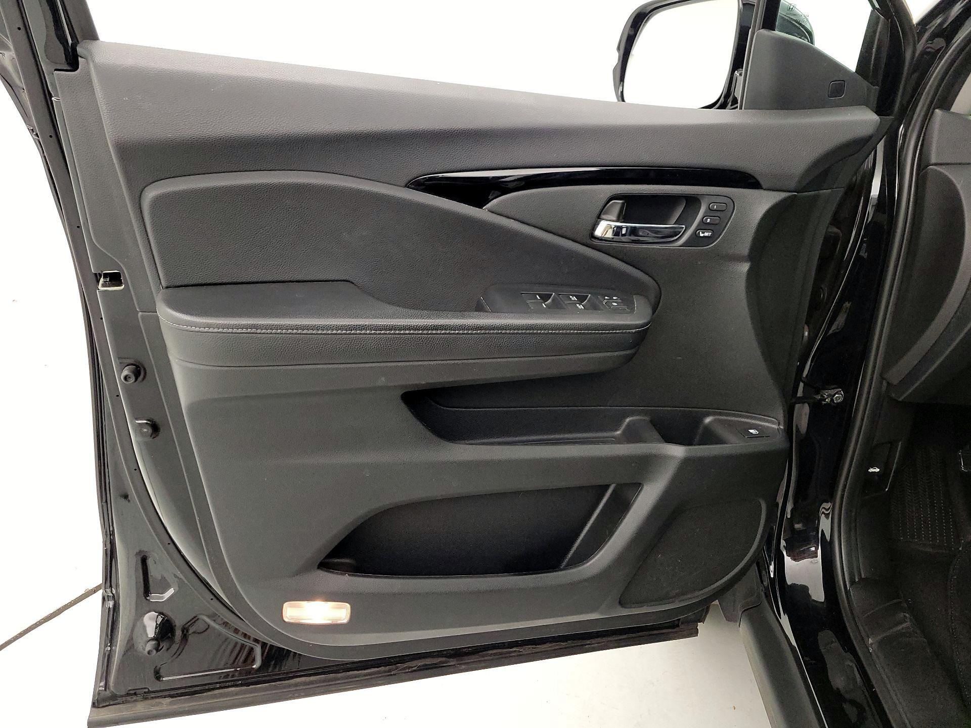 Thumbnail: 2020 Honda Ridgeline - 12