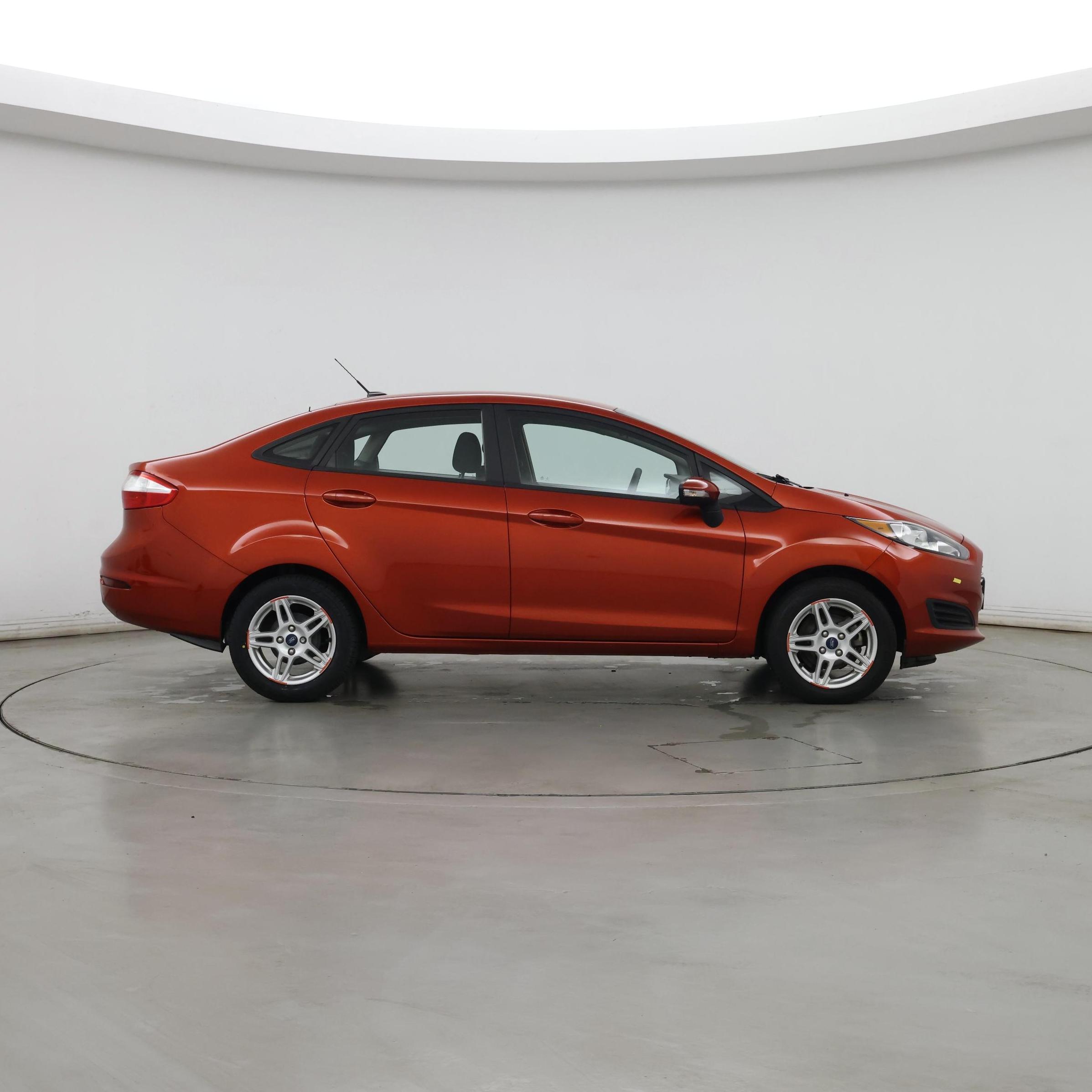Thumbnail: 2019 Ford Fiesta - 7
