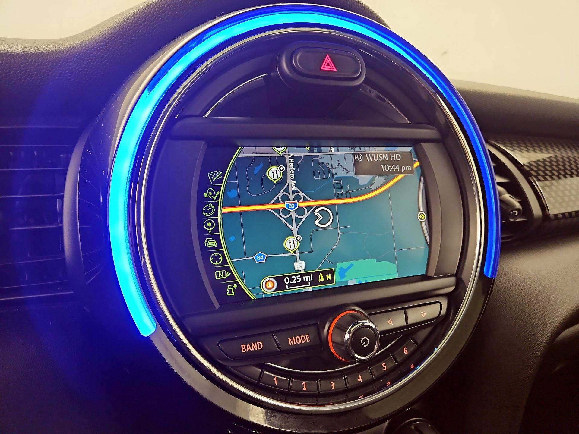 Thumbnail: 2015 MINI Cooper Hardtop - 14