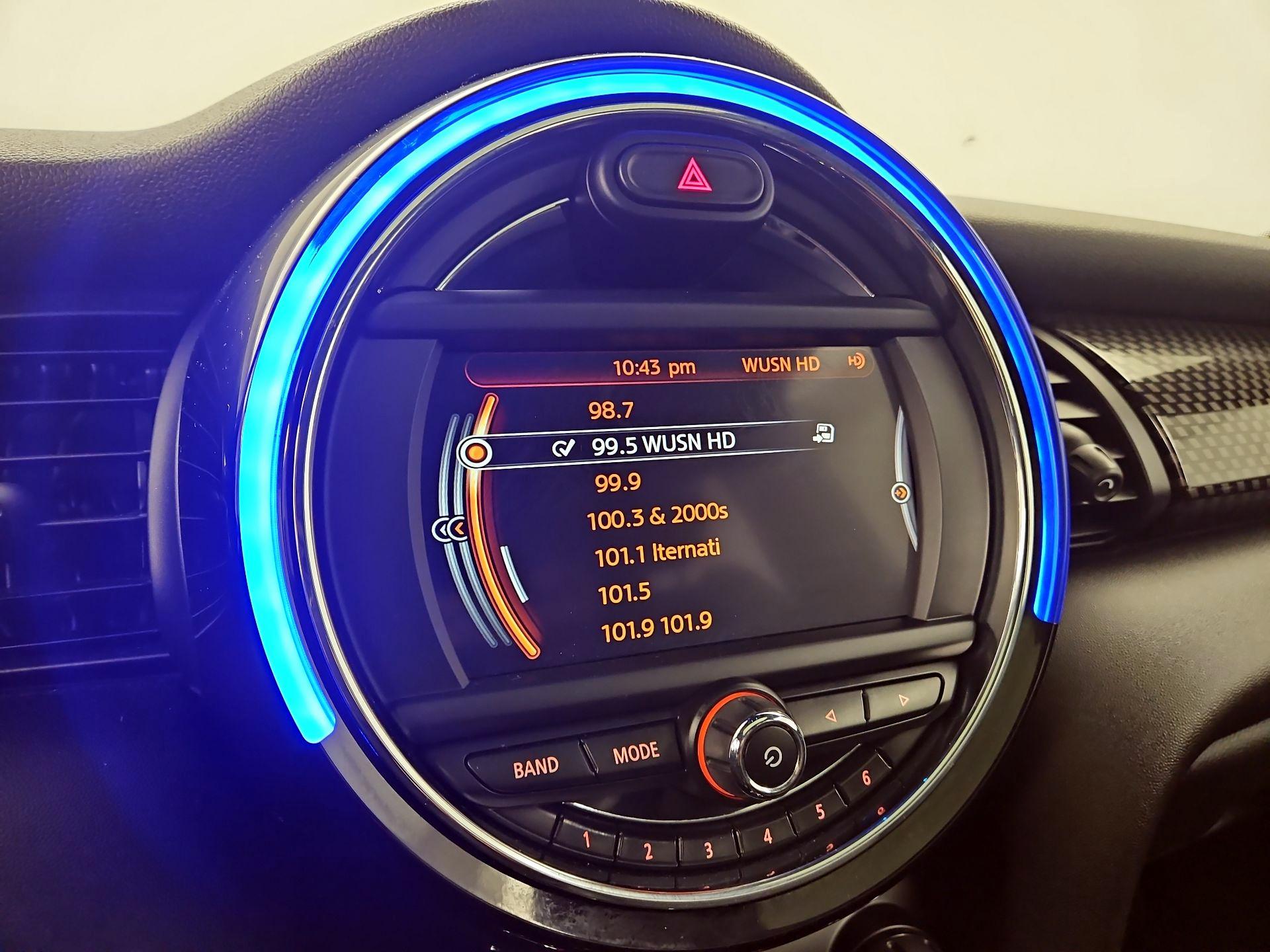 Thumbnail: 2015 MINI Cooper Hardtop - 15