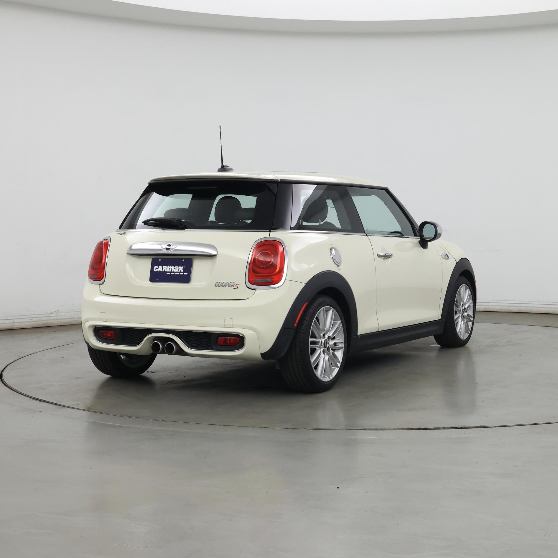 Thumbnail: 2015 MINI Cooper Hardtop - 8