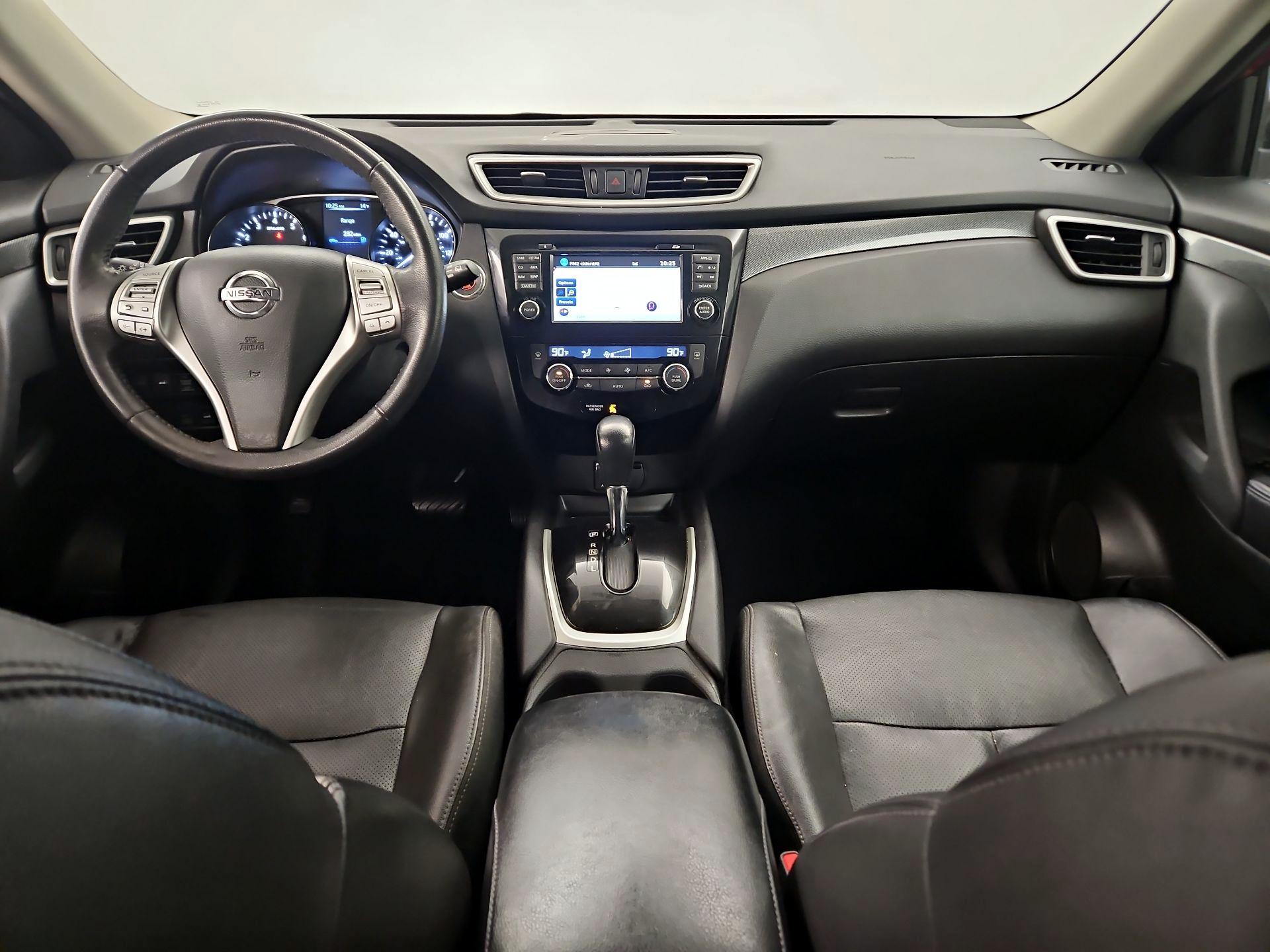 Thumbnail: 2016 Nissan Rogue - 9