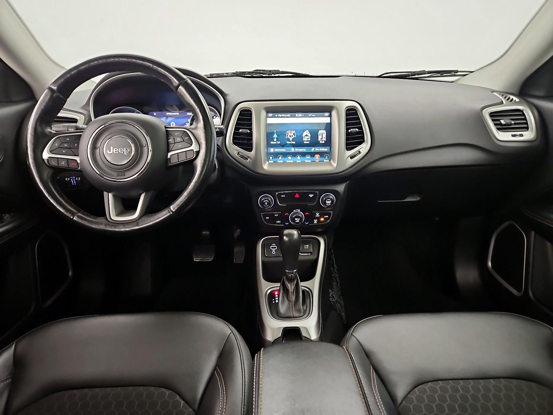 Thumbnail: 2018 Jeep Compass - 9