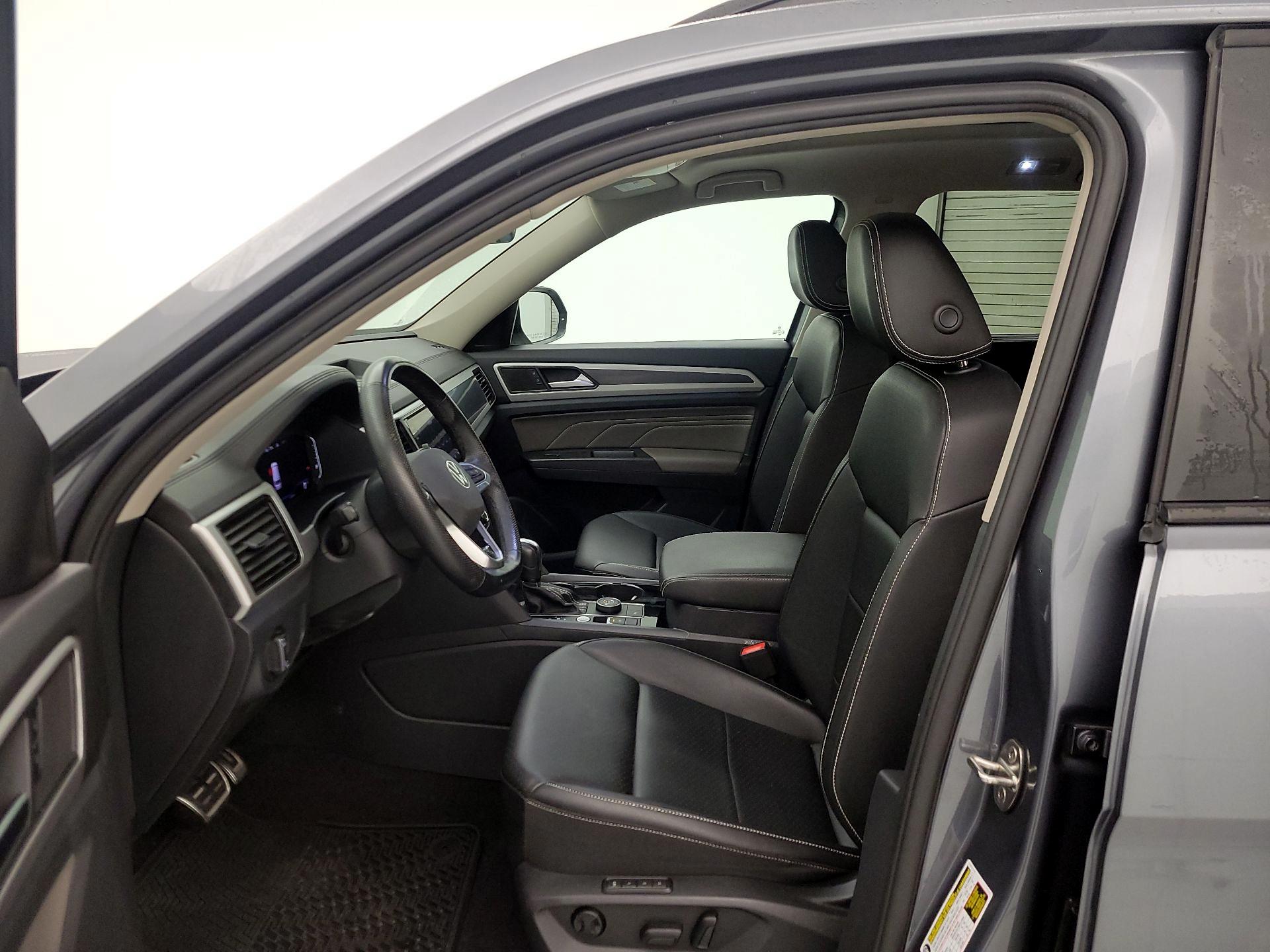 Thumbnail: 2023 Volkswagen Atlas - 11