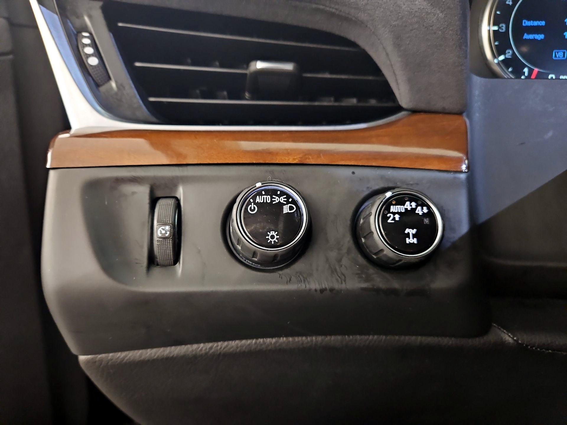 Thumbnail: 2018 Cadillac Escalade - 13