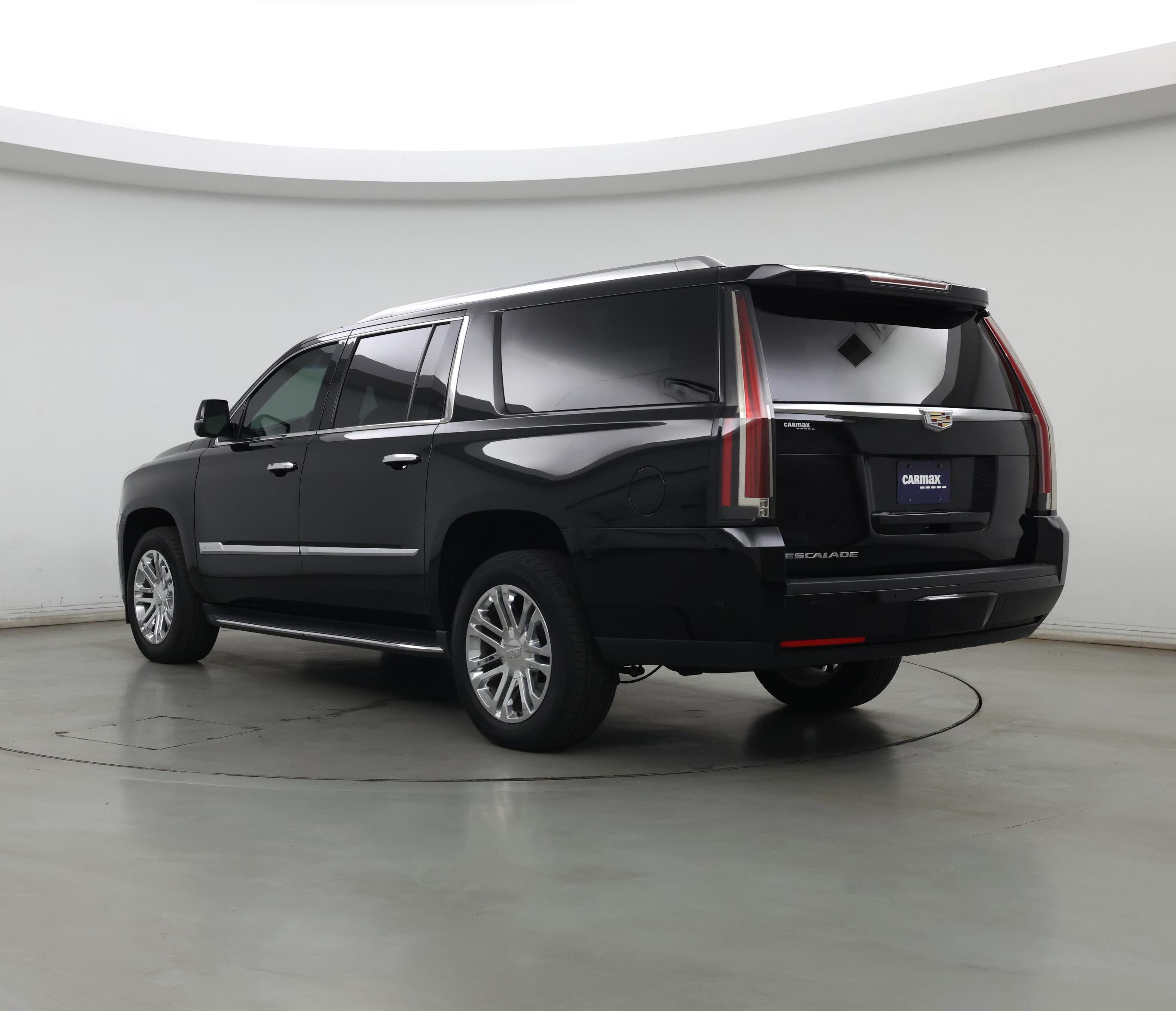Thumbnail: 2018 Cadillac Escalade - 2