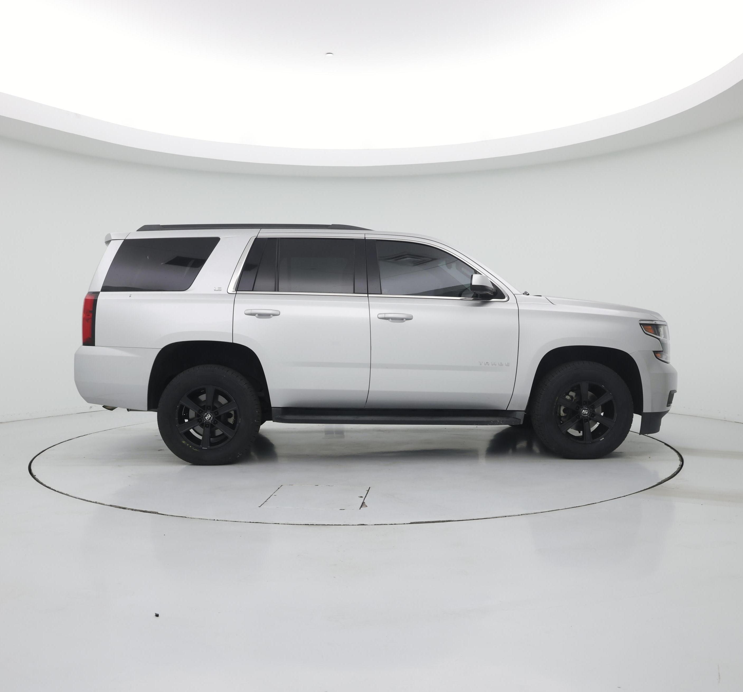Thumbnail: 2016 Chevrolet Tahoe - 7