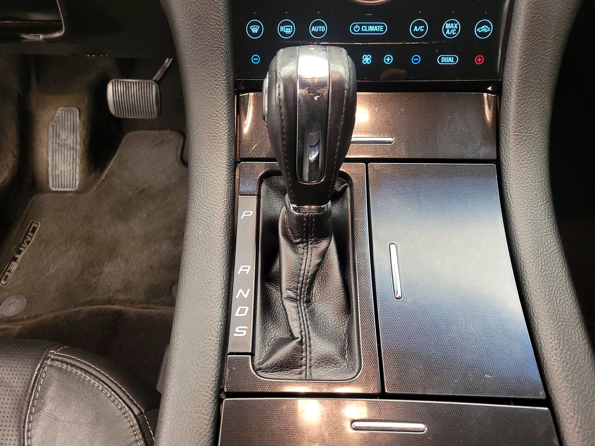 Thumbnail: 2018 Ford Taurus - 17