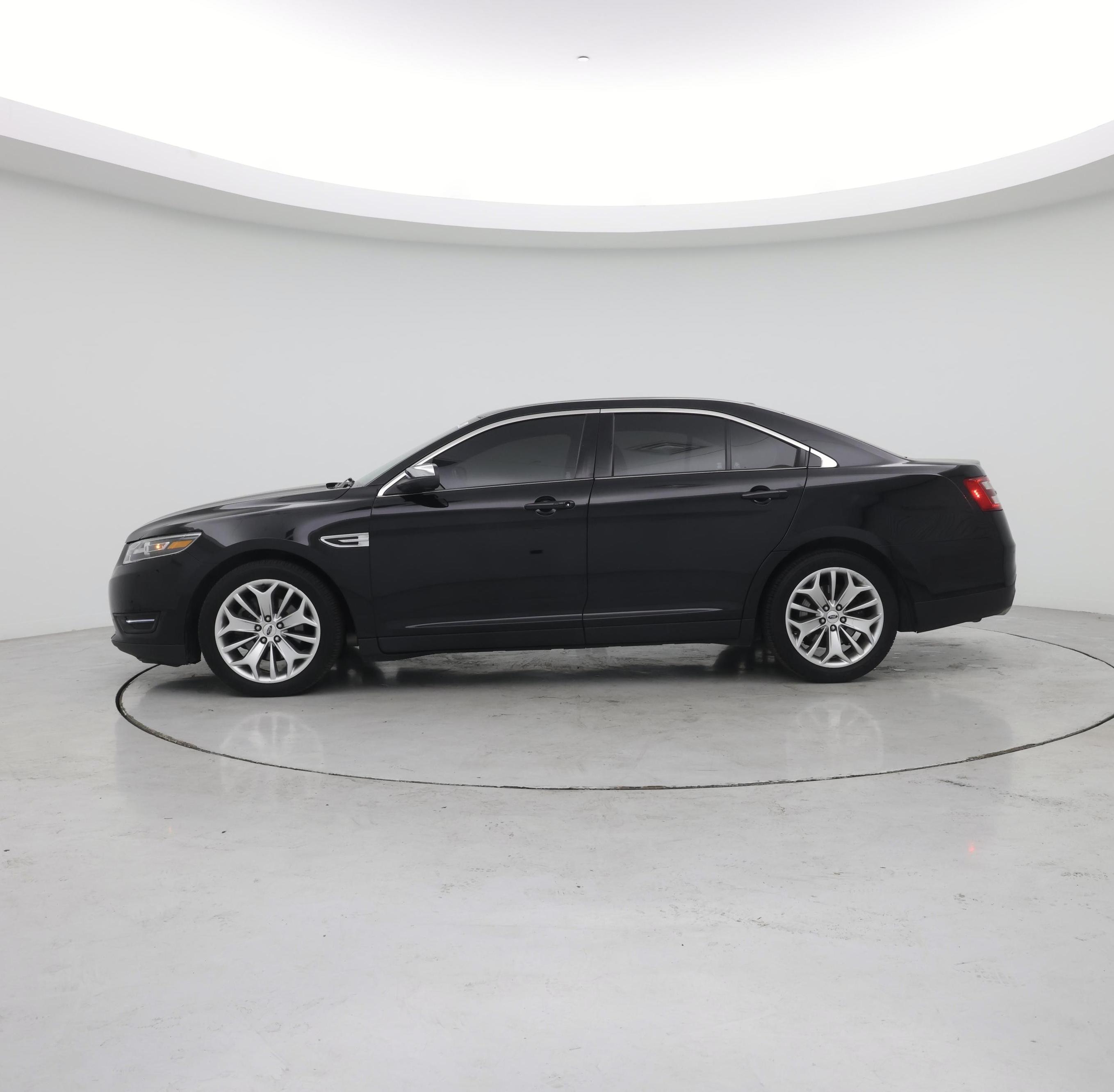 Thumbnail: 2018 Ford Taurus - 3