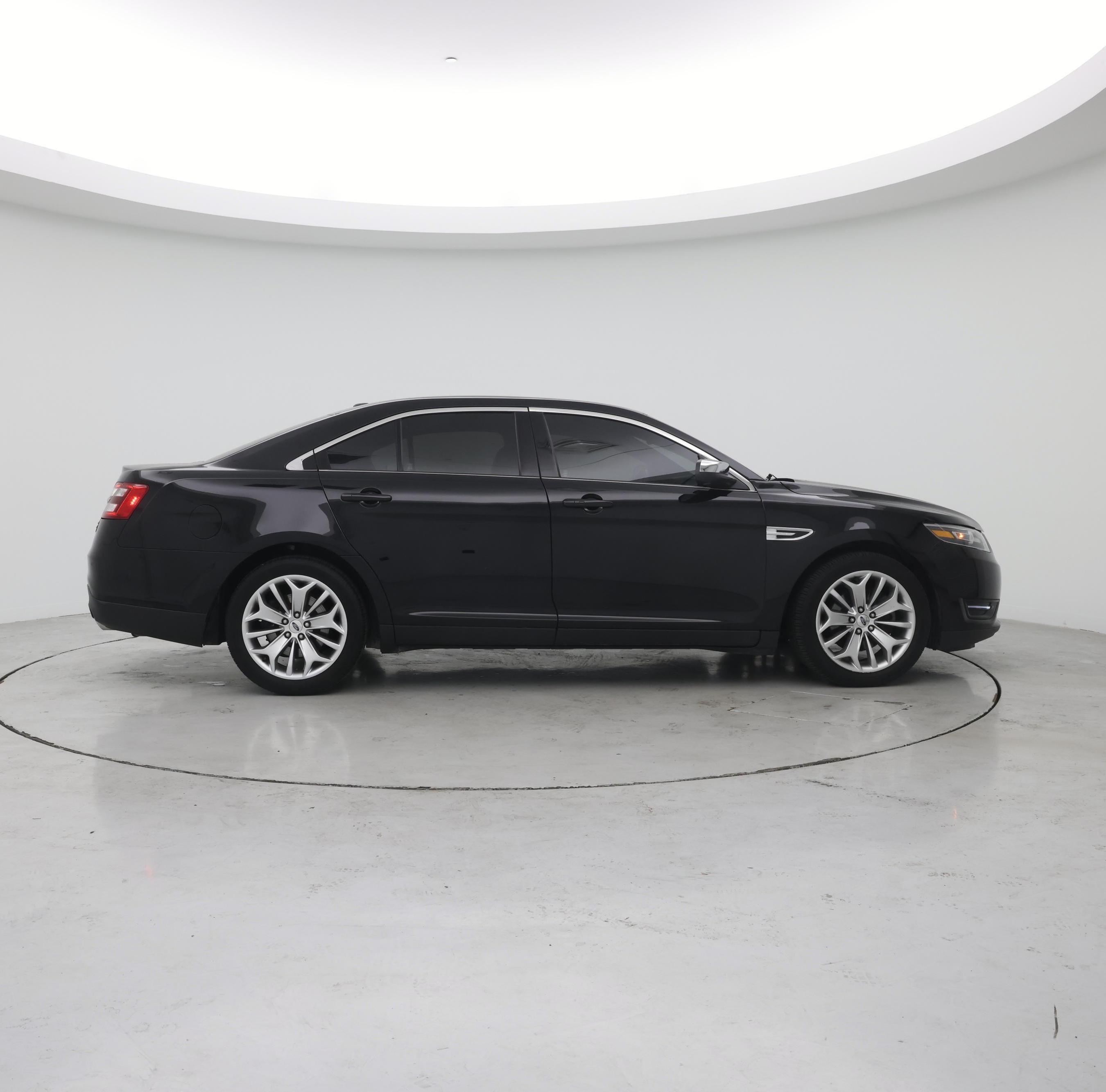 Thumbnail: 2018 Ford Taurus - 7