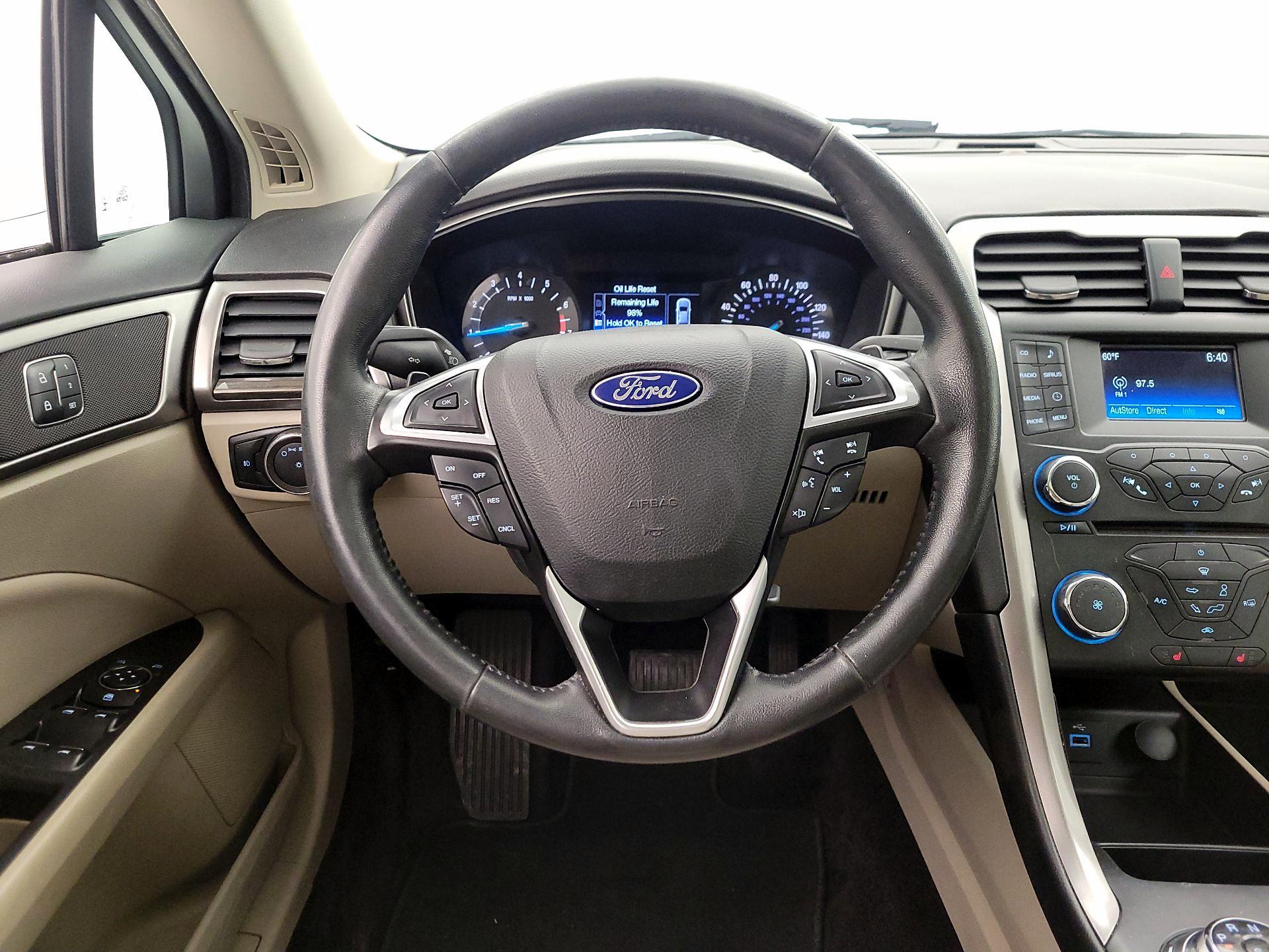 Thumbnail: 2017 Ford Fusion - 10