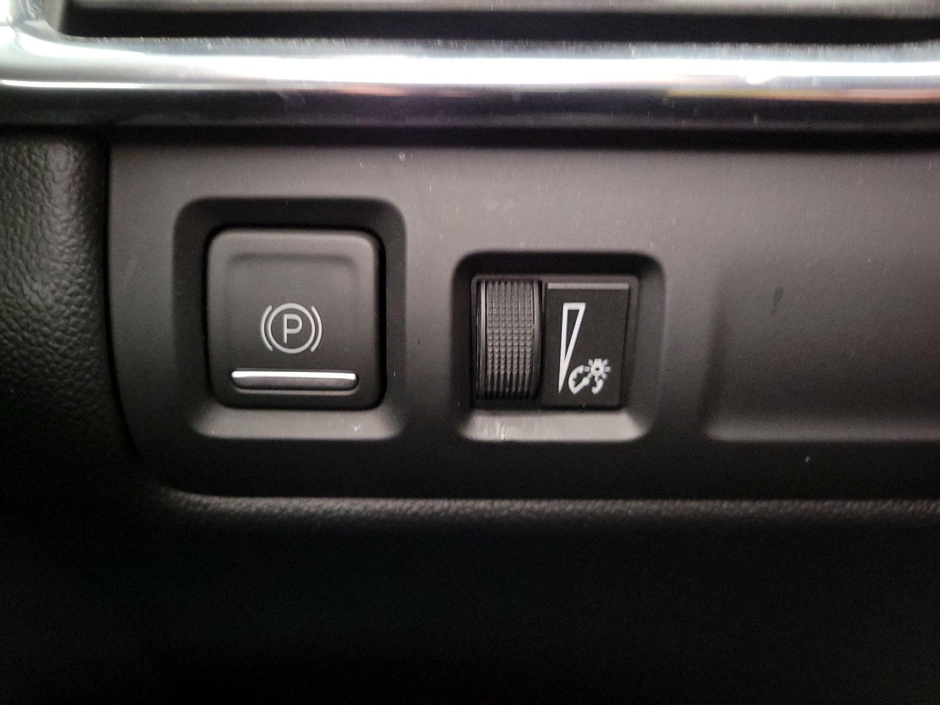 Thumbnail: 2019 Cadillac XT4 - 13