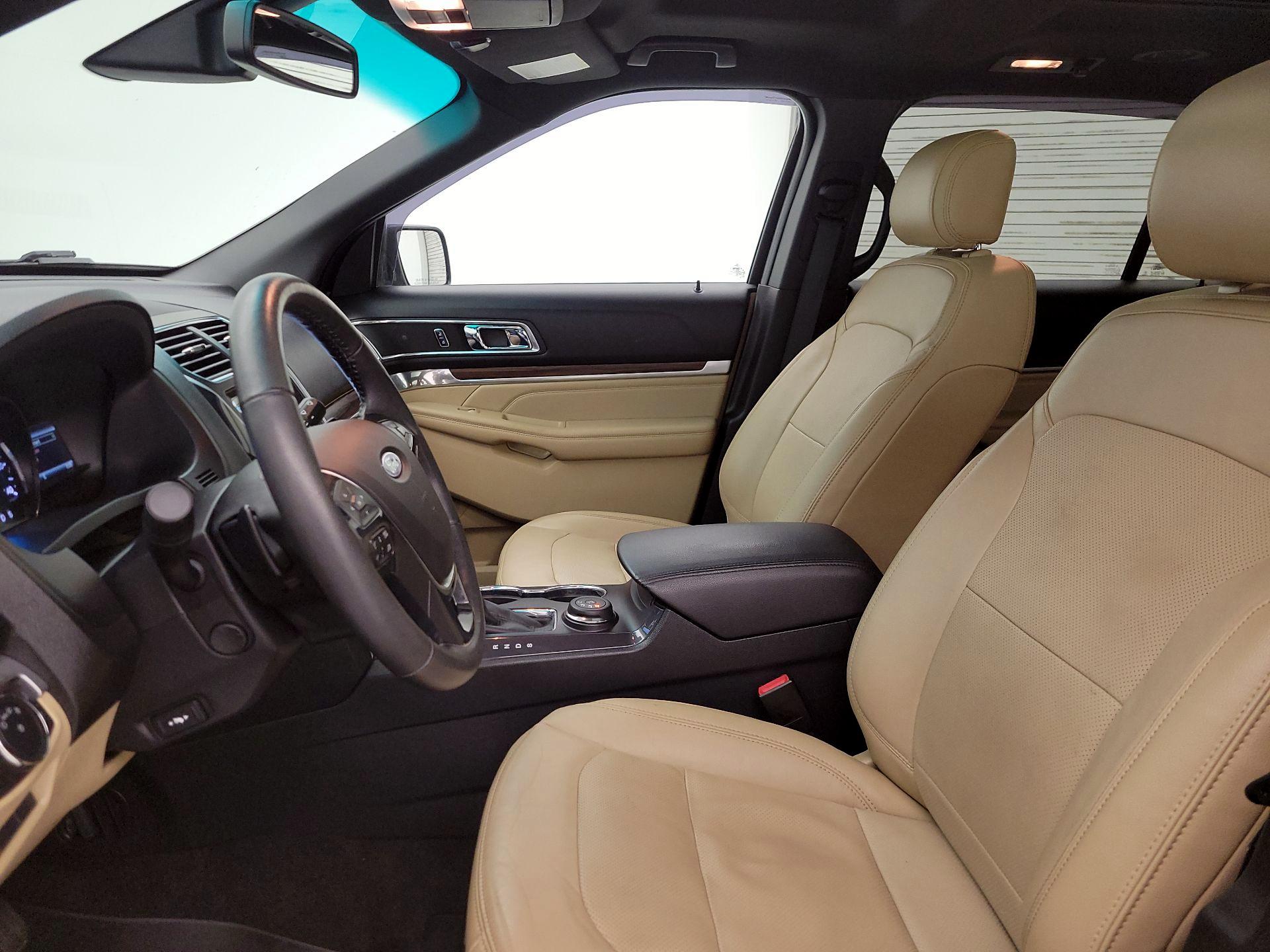 Thumbnail: 2017 Ford Explorer - 11