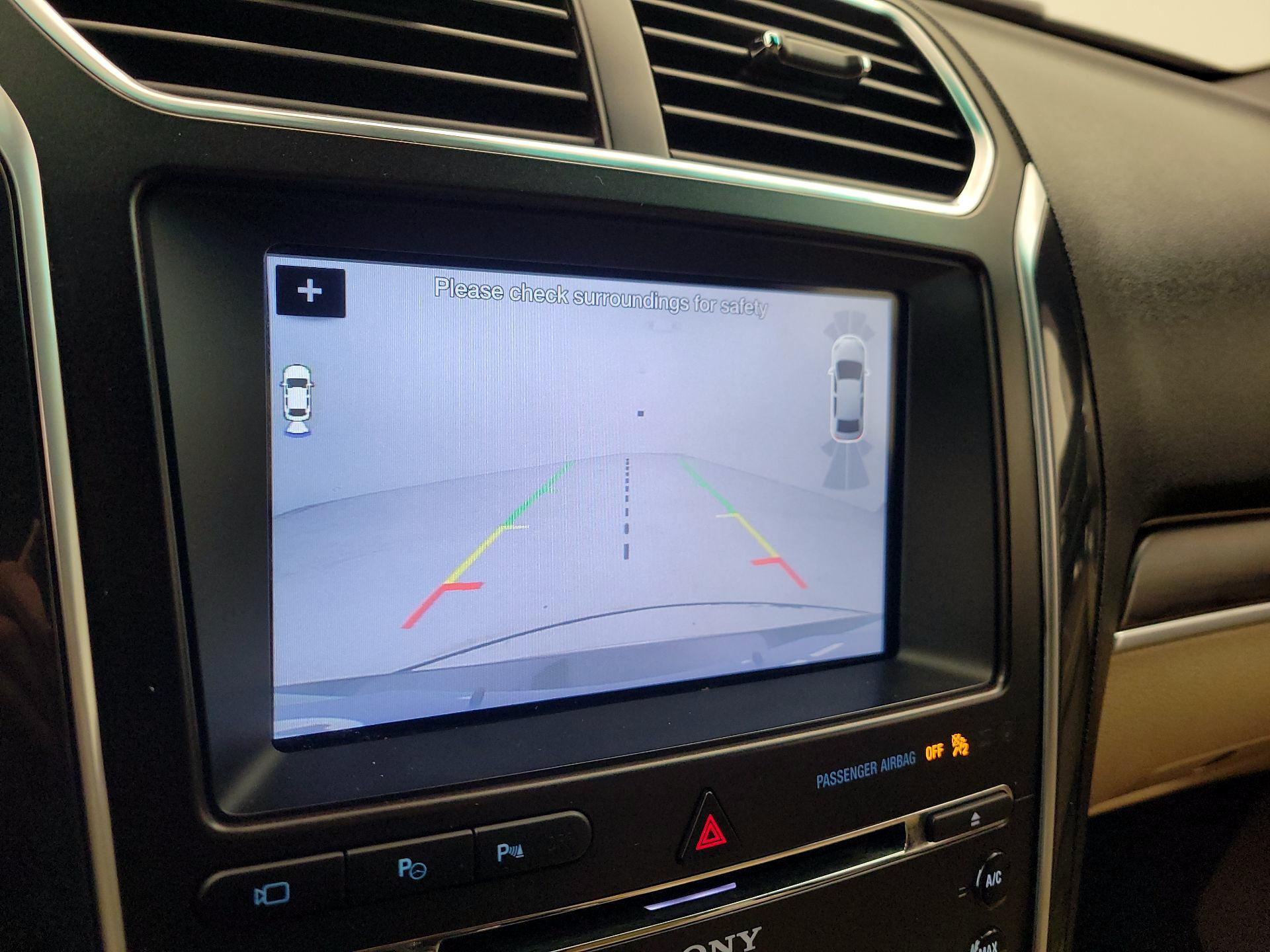 Thumbnail: 2017 Ford Explorer - 15