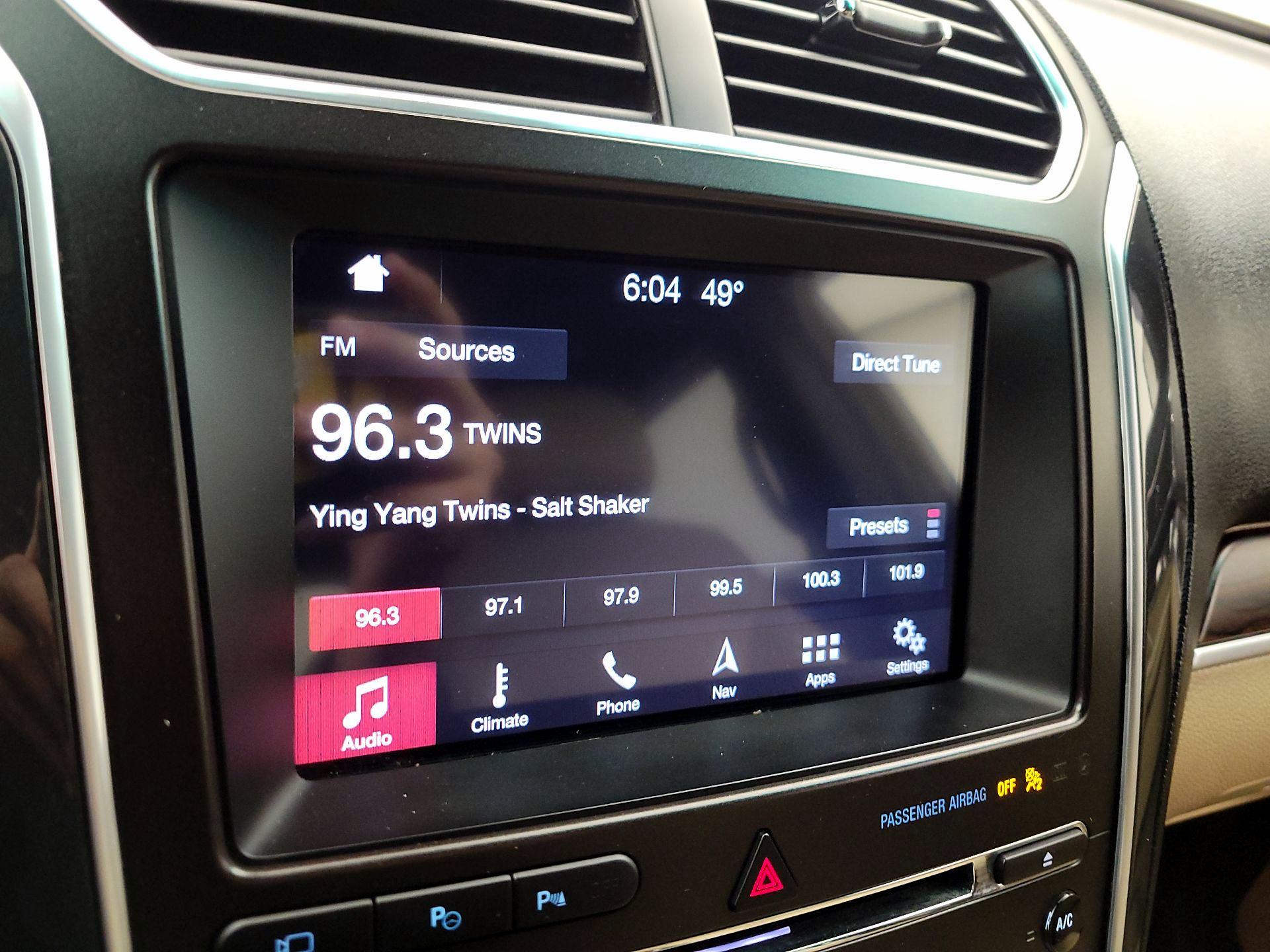 Thumbnail: 2017 Ford Explorer - 16