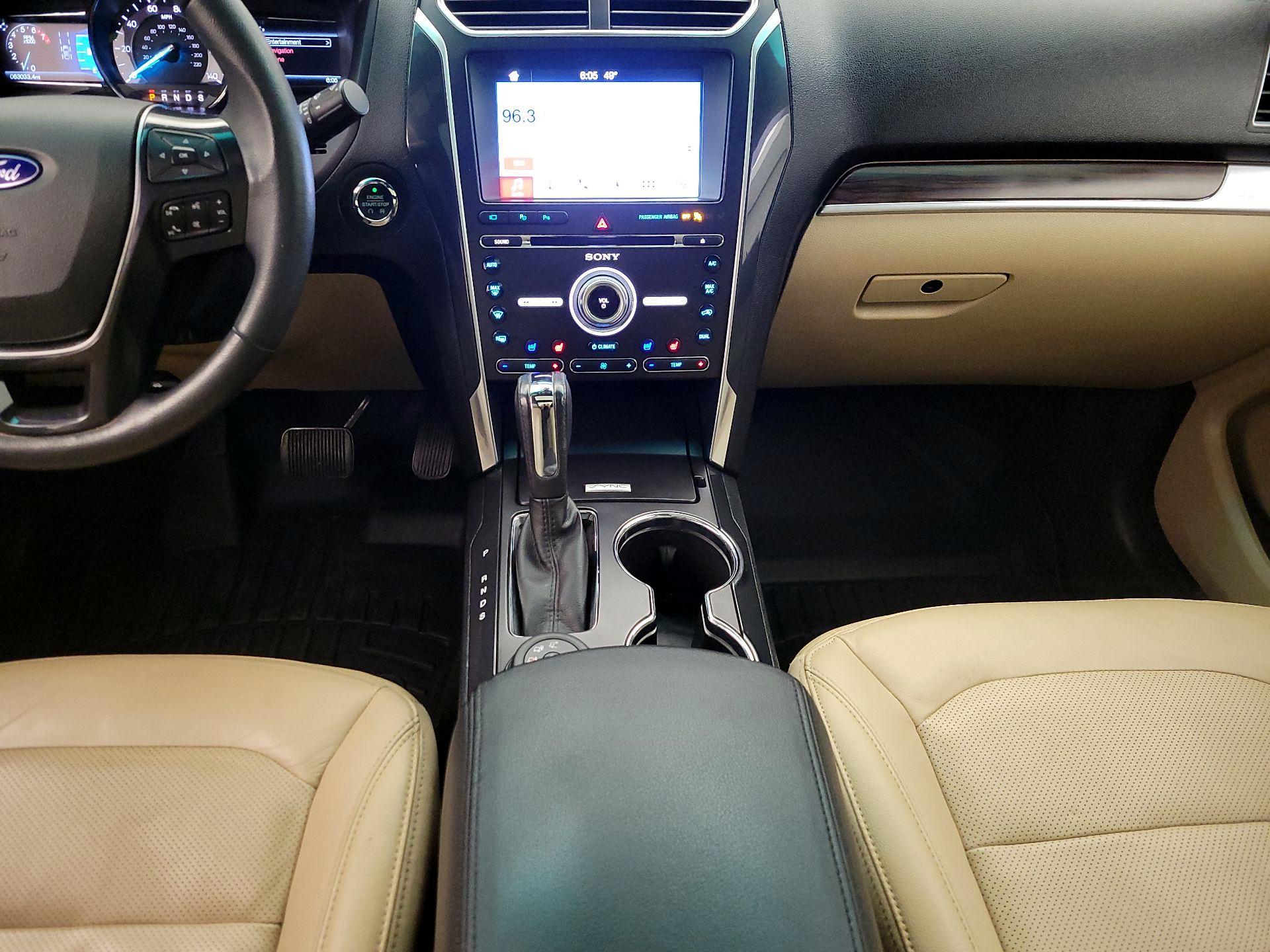 Thumbnail: 2017 Ford Explorer - 18