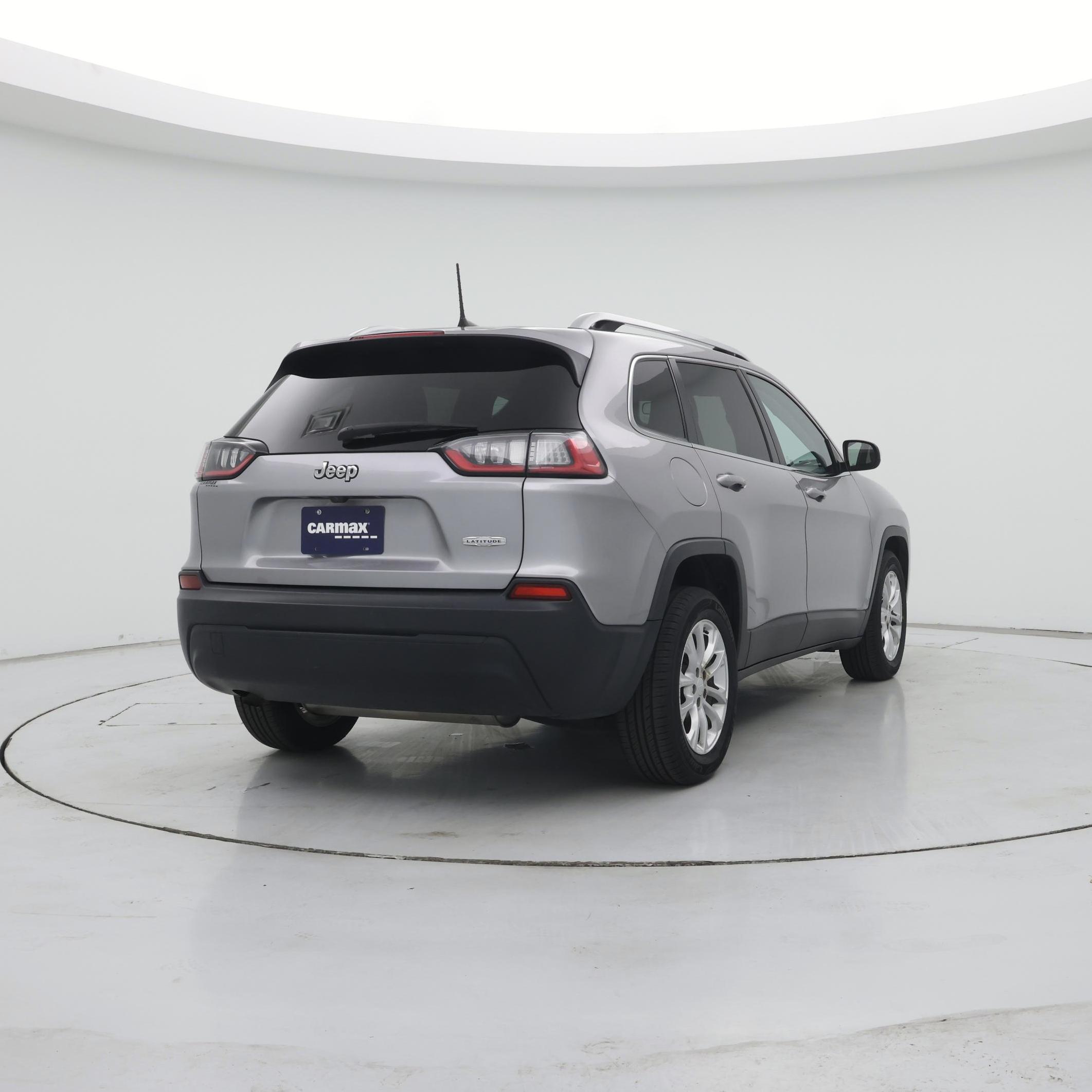 Thumbnail: 2019 Jeep Cherokee - 8