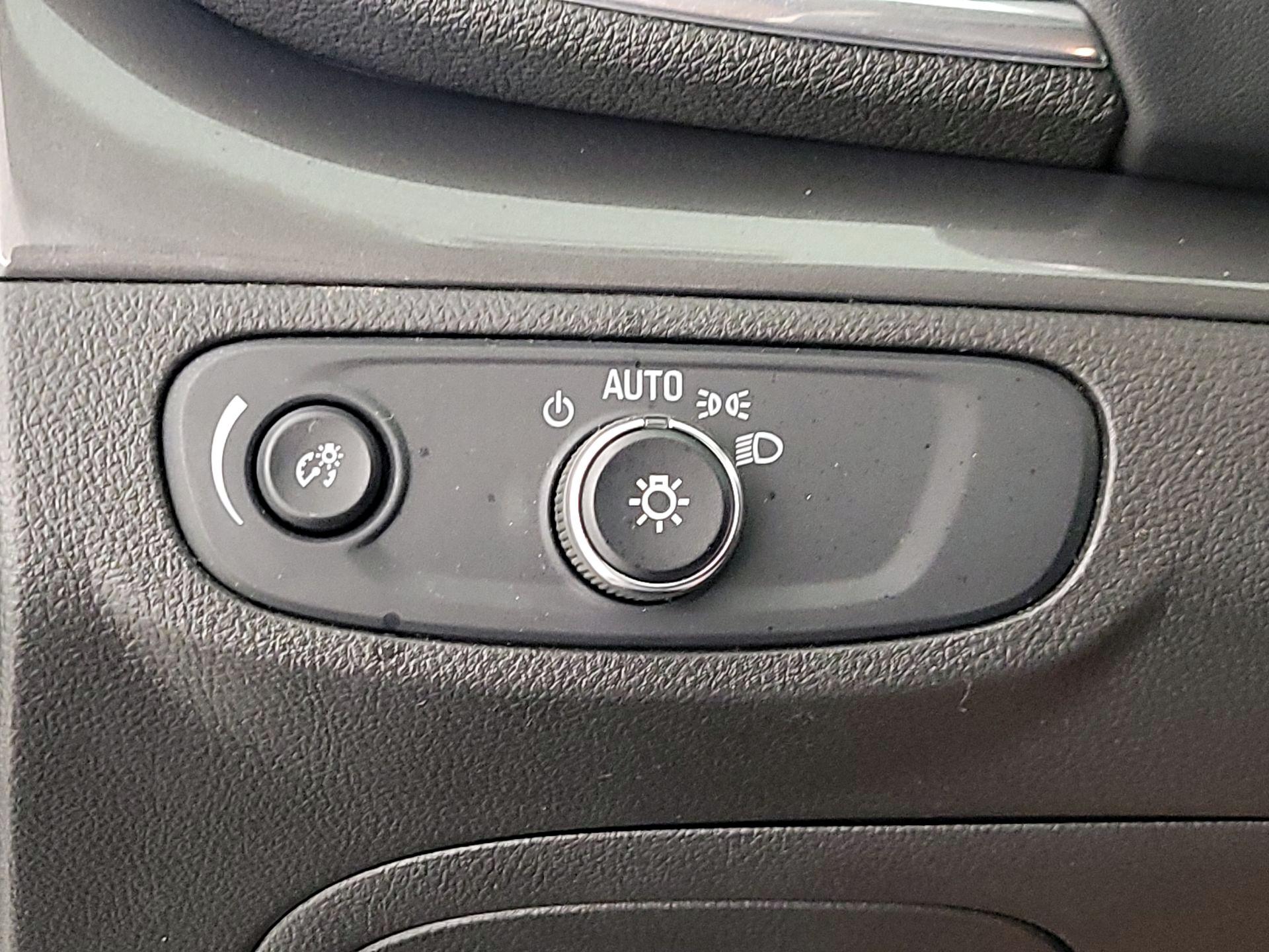 Thumbnail: 2017 Buick Encore - 13